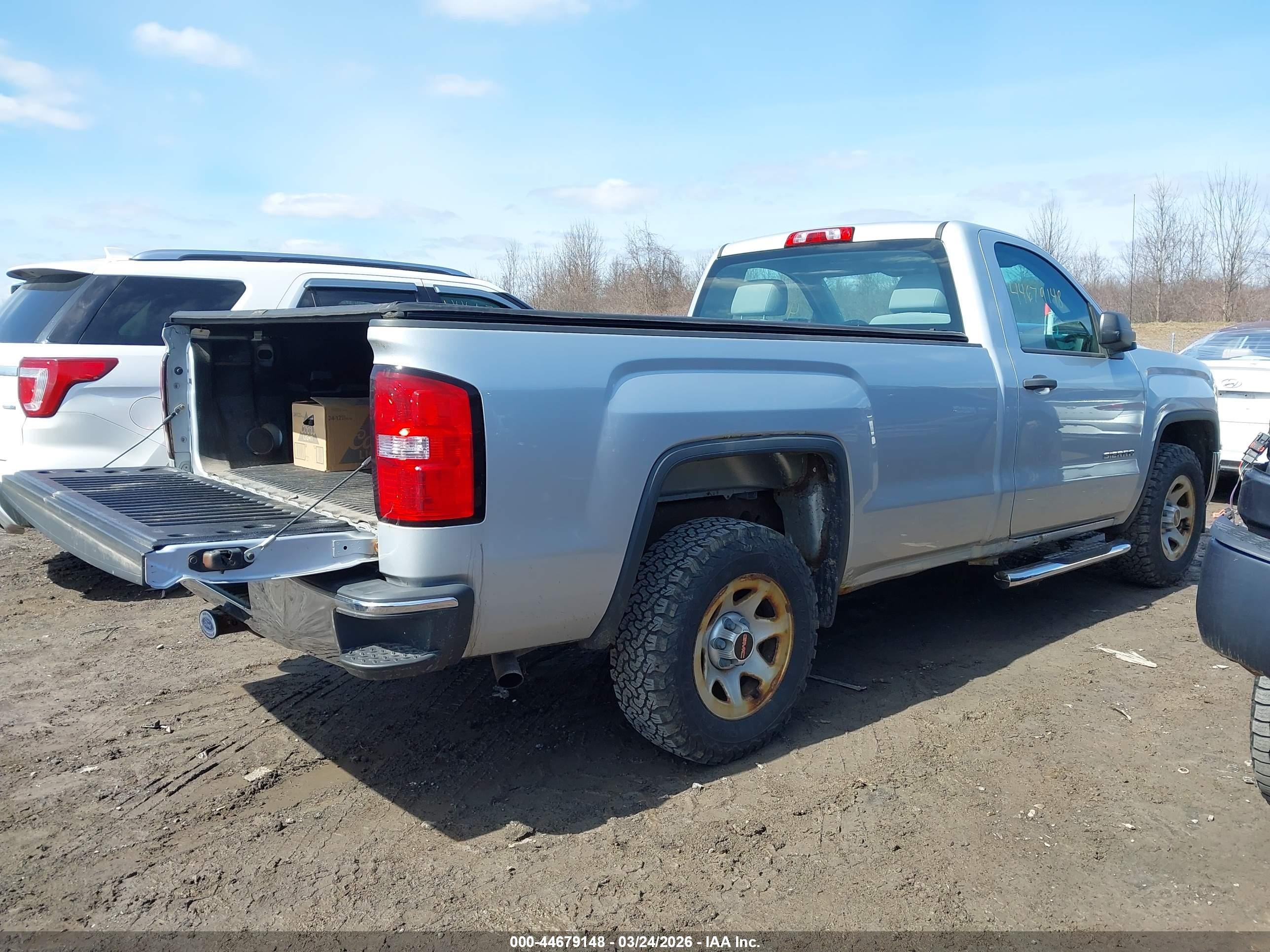 GMC SIERRA image 4
