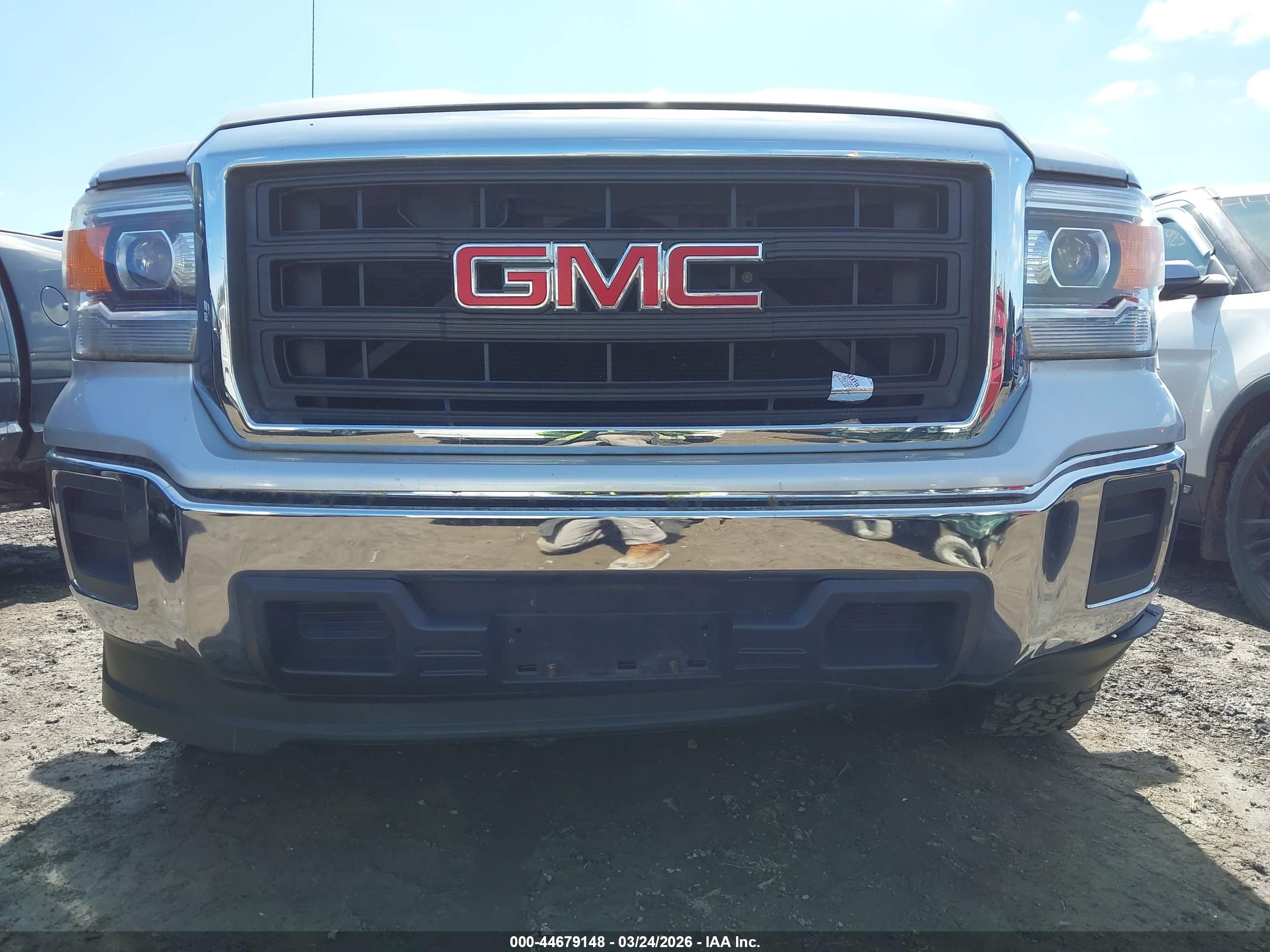 GMC SIERRA image 6