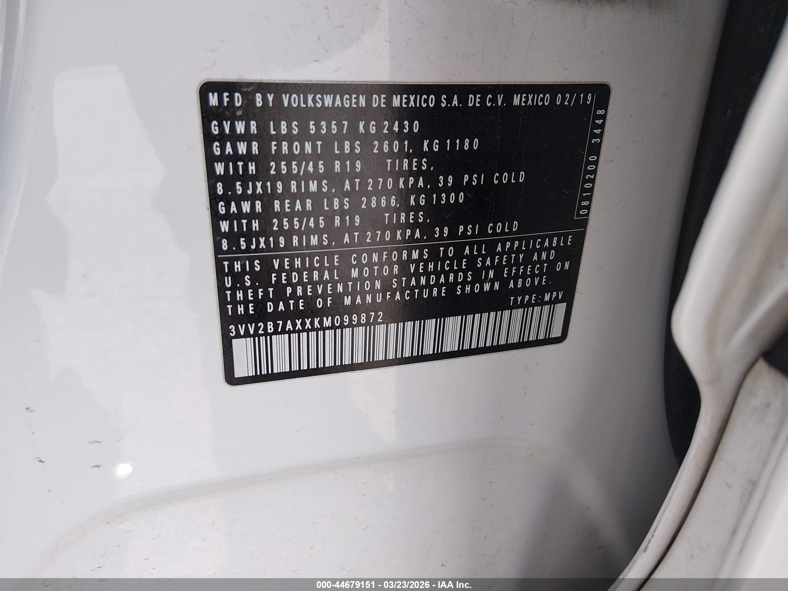VOLKSWAGEN TIGUAN image 9
