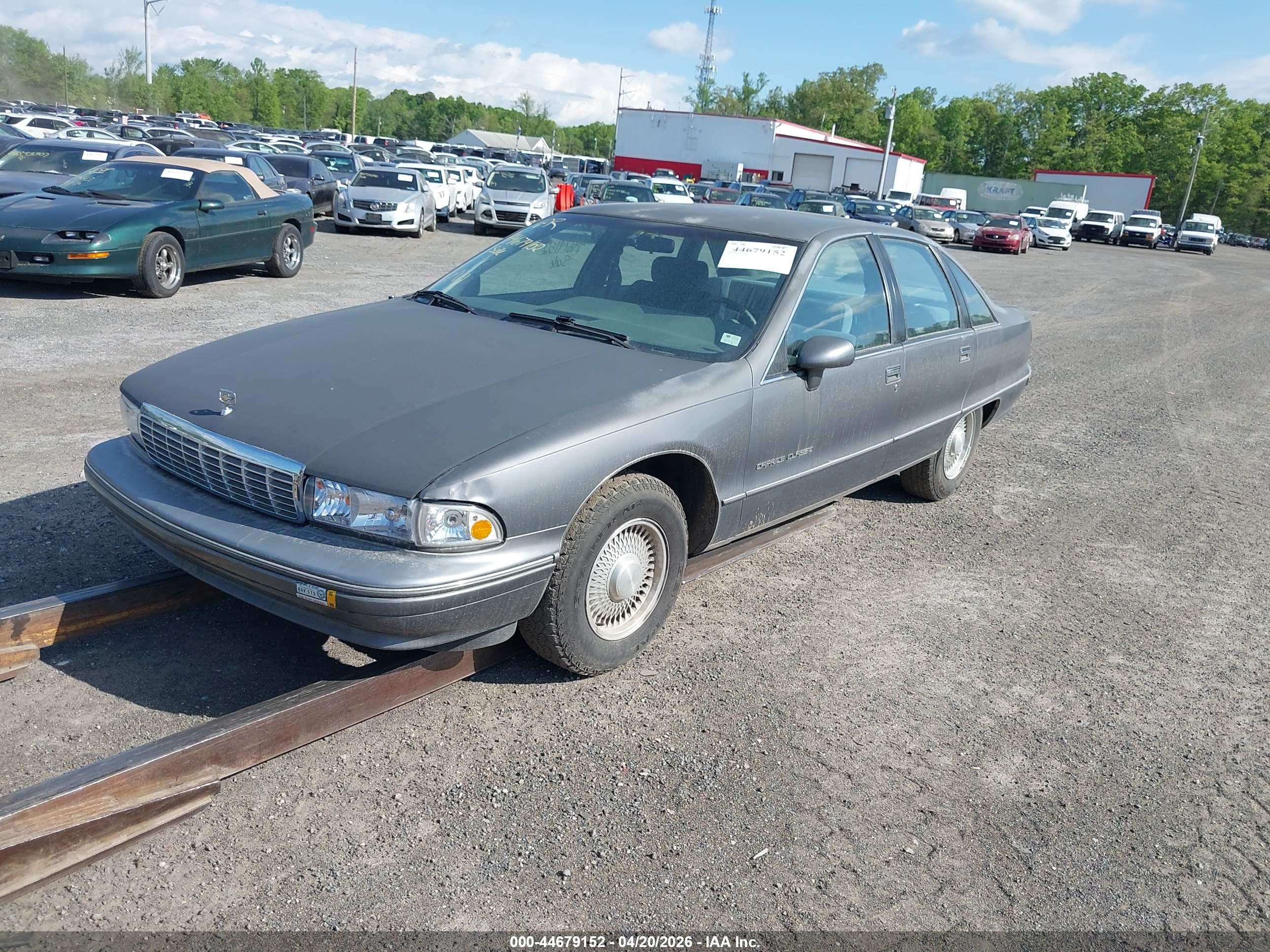CHEVROLET CAPRICE image 2