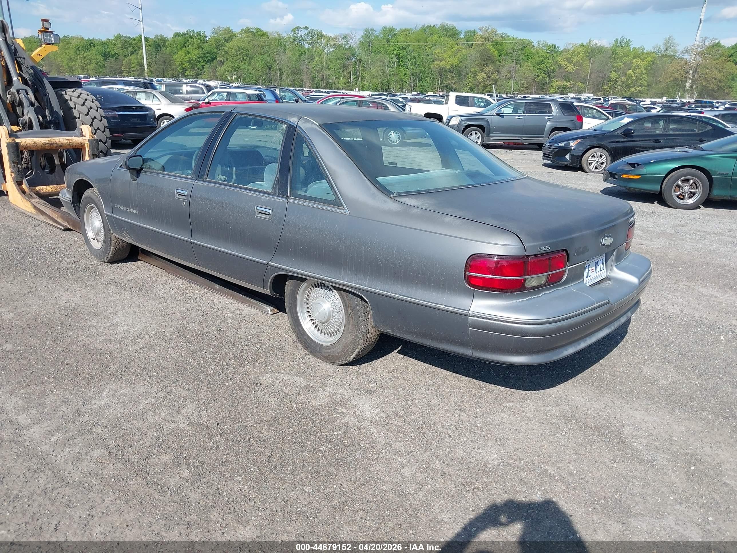 CHEVROLET CAPRICE image 3