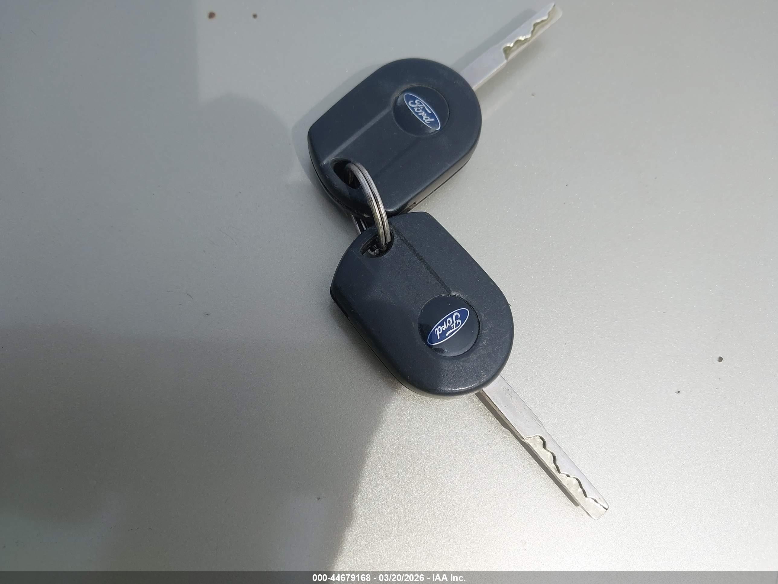 FORD FOCUS image 11