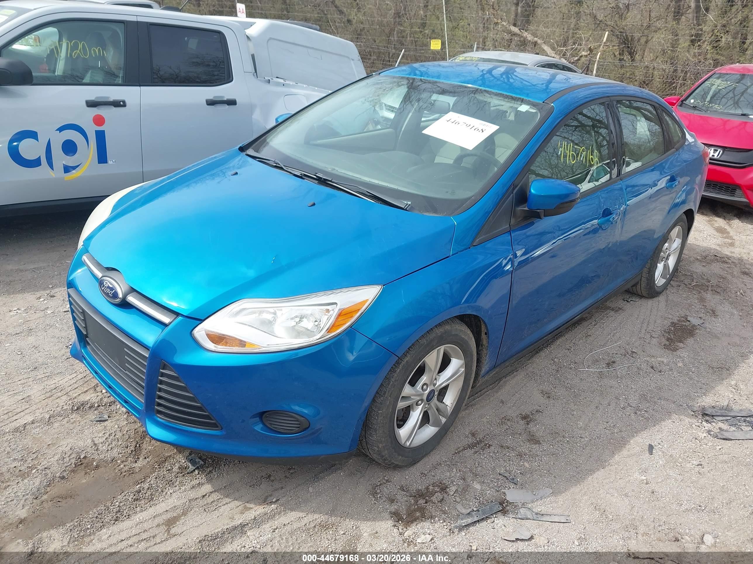 FORD FOCUS image 2