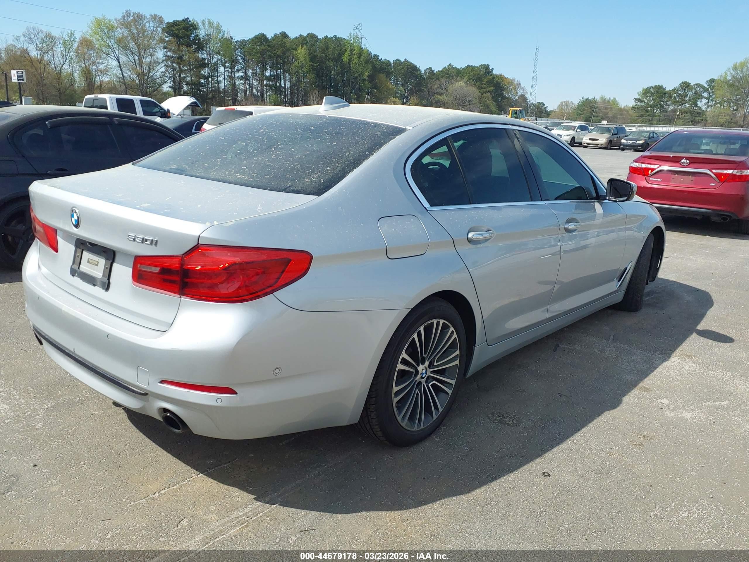BMW 530I image 4