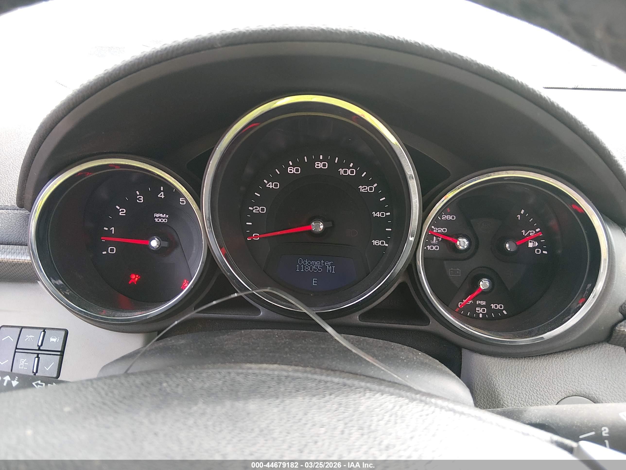 CADILLAC CTS image 7