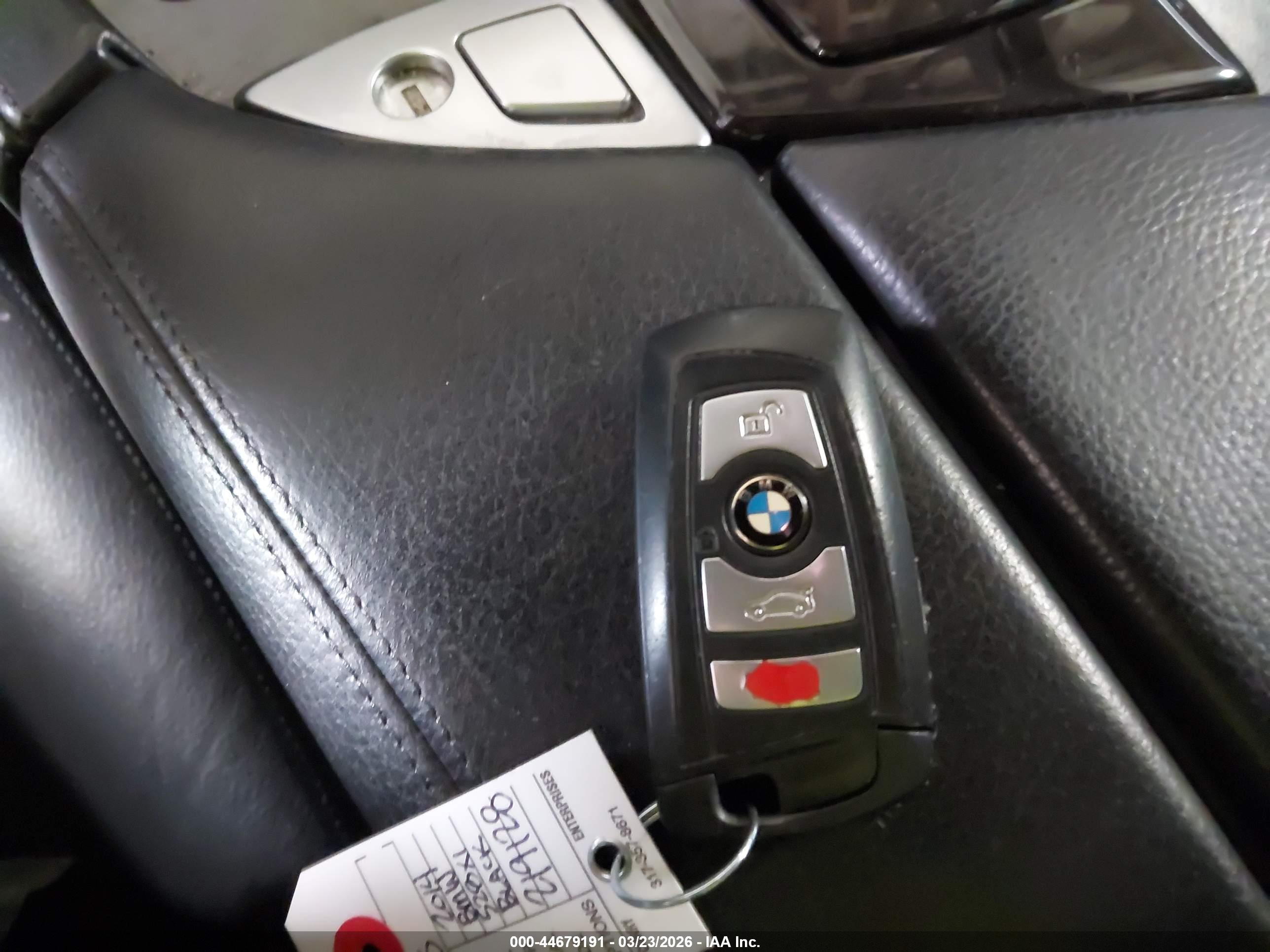 BMW 528I image 11