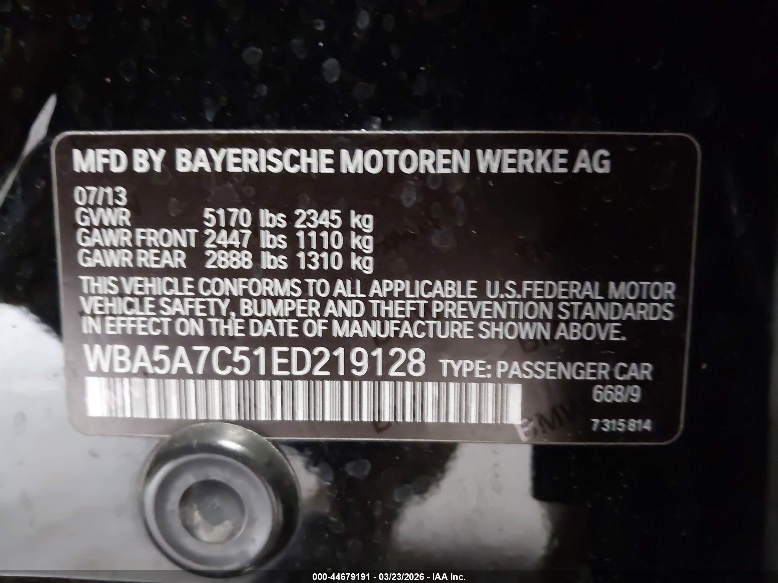 BMW 528I image 9