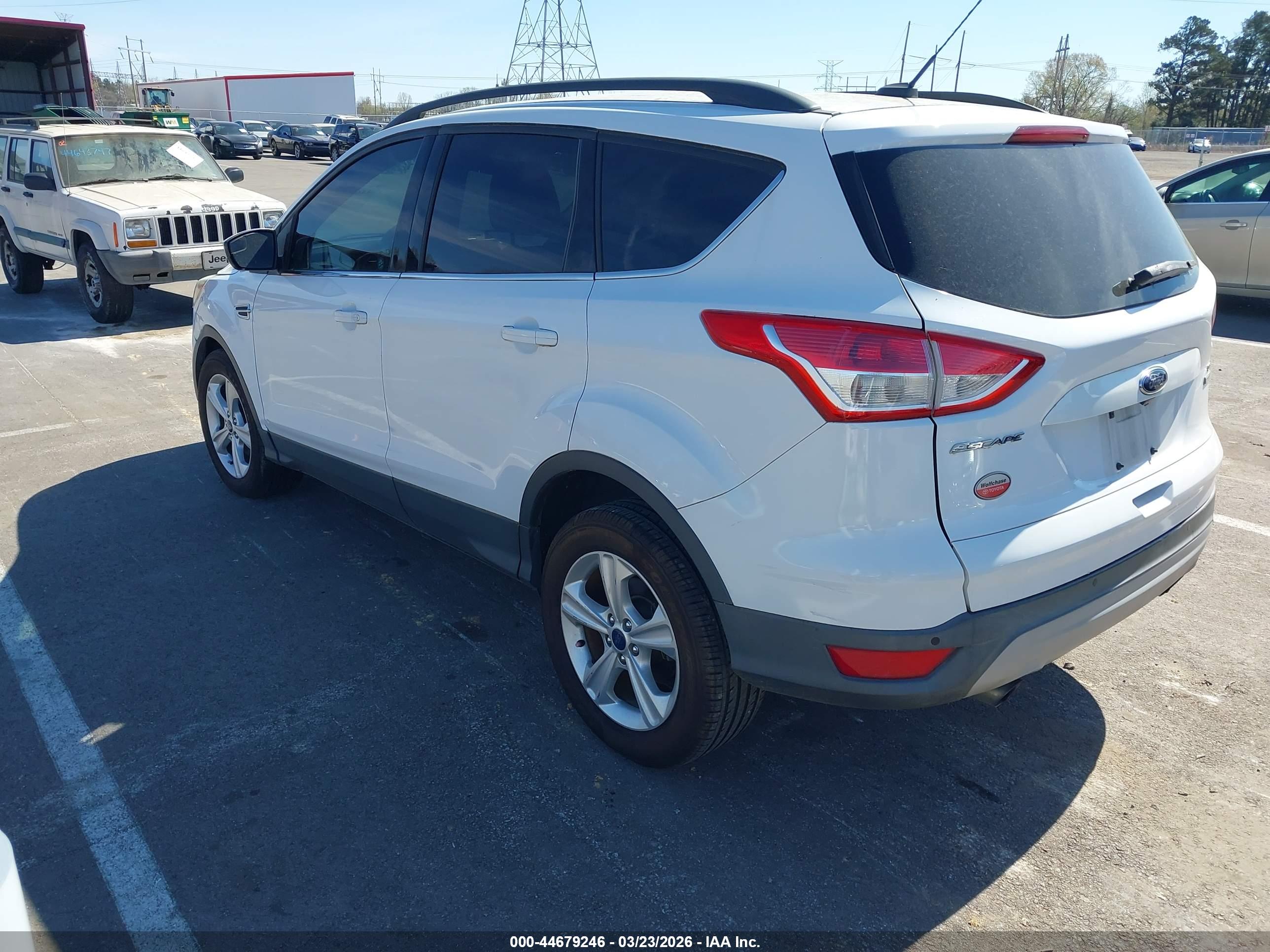 FORD ESCAPE image 3