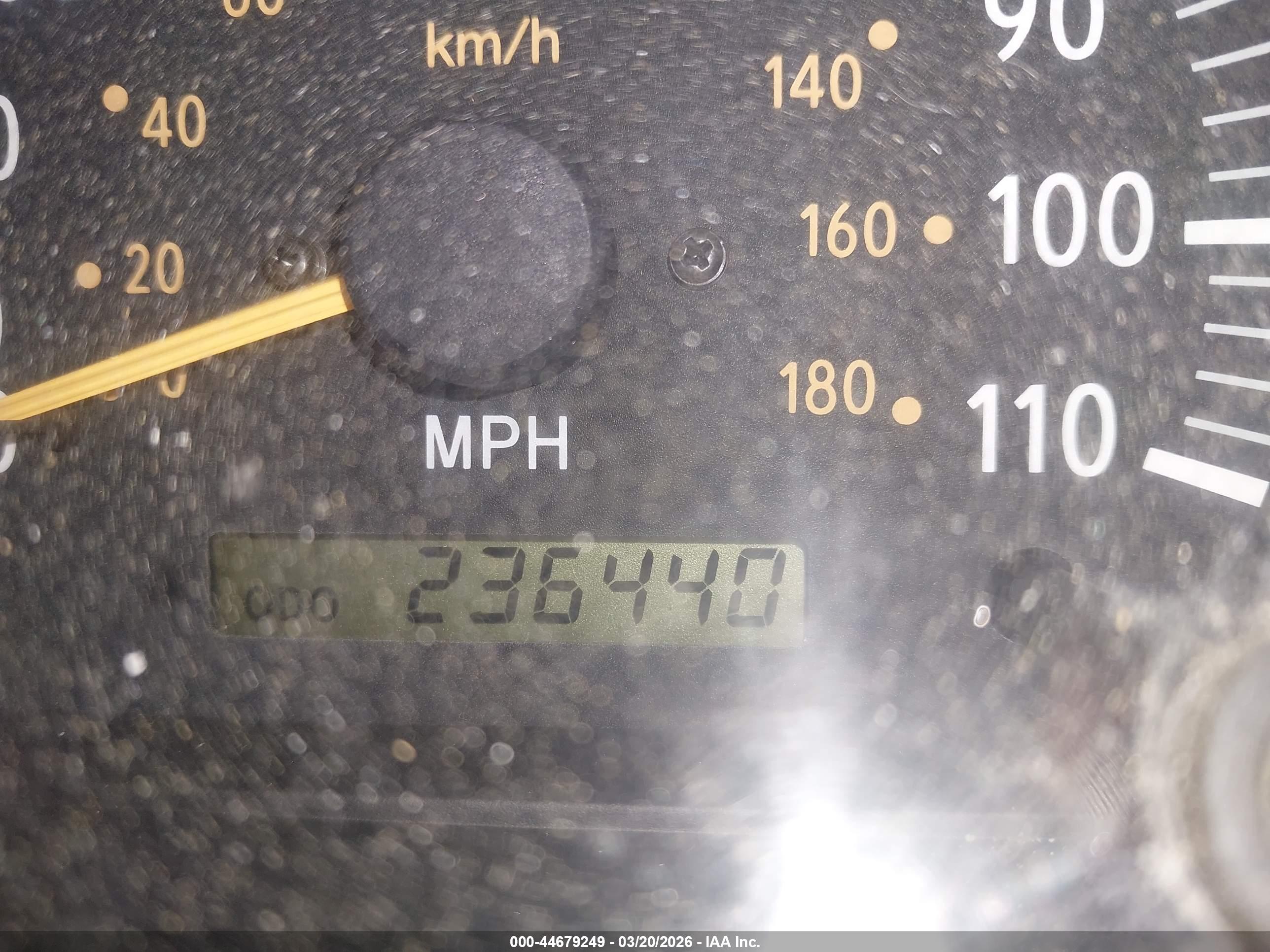 TOYOTA TUNDRA image 7