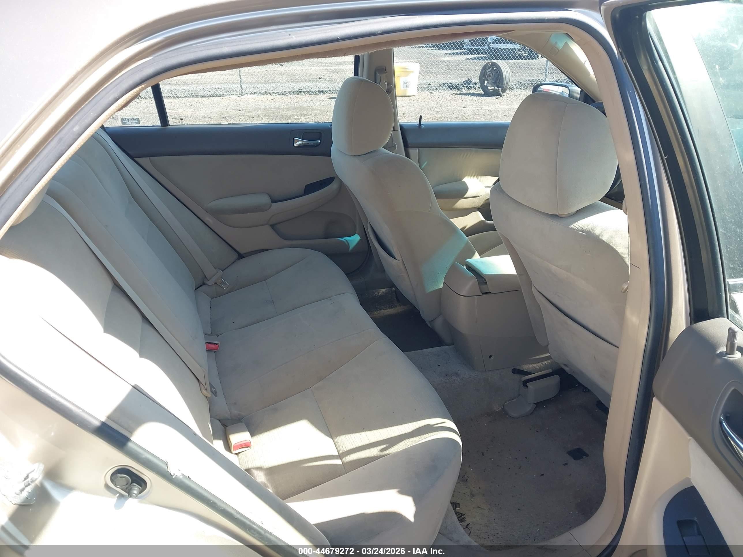 HONDA ACCORD image 8