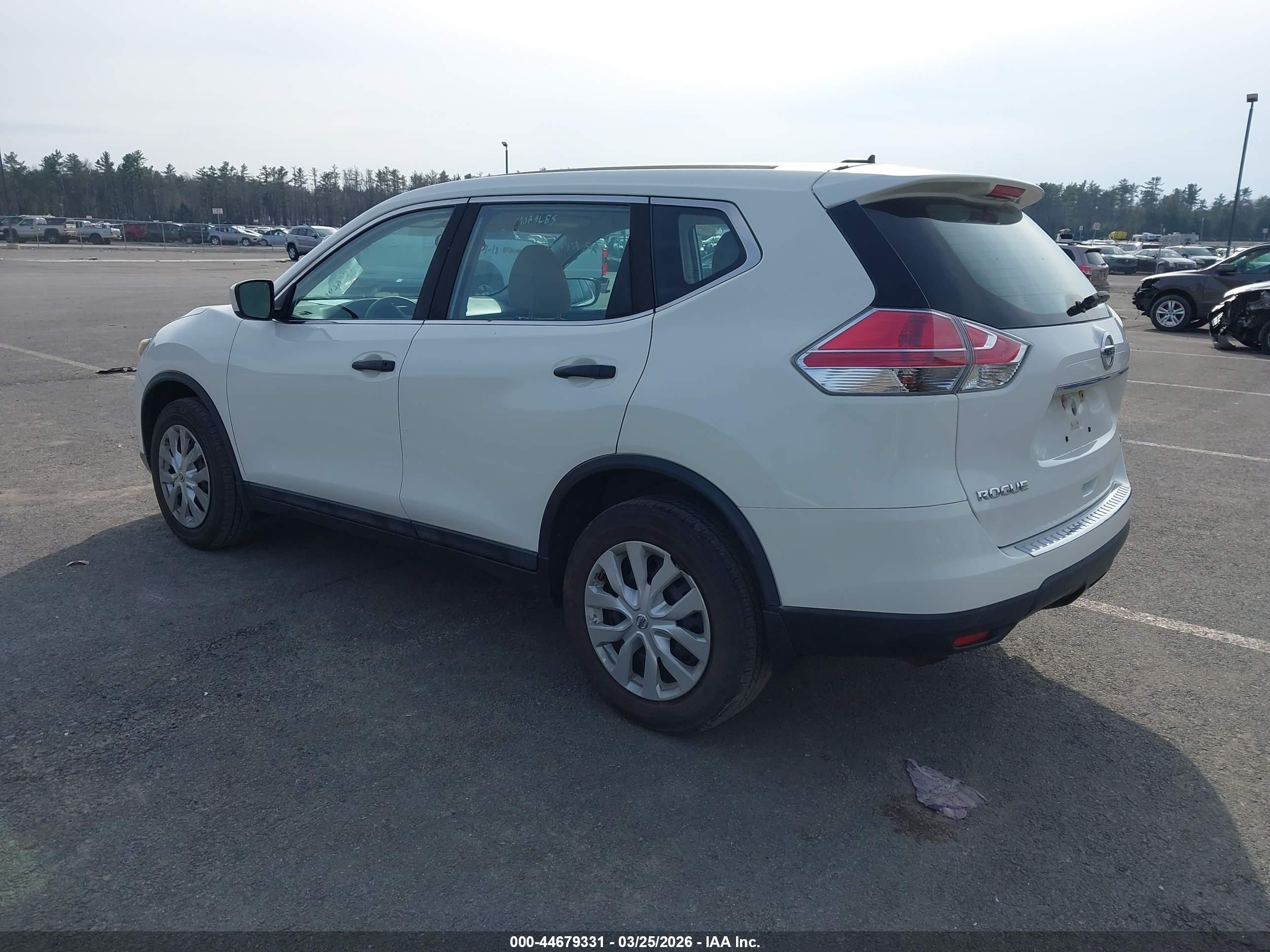NISSAN ROGUE image 3