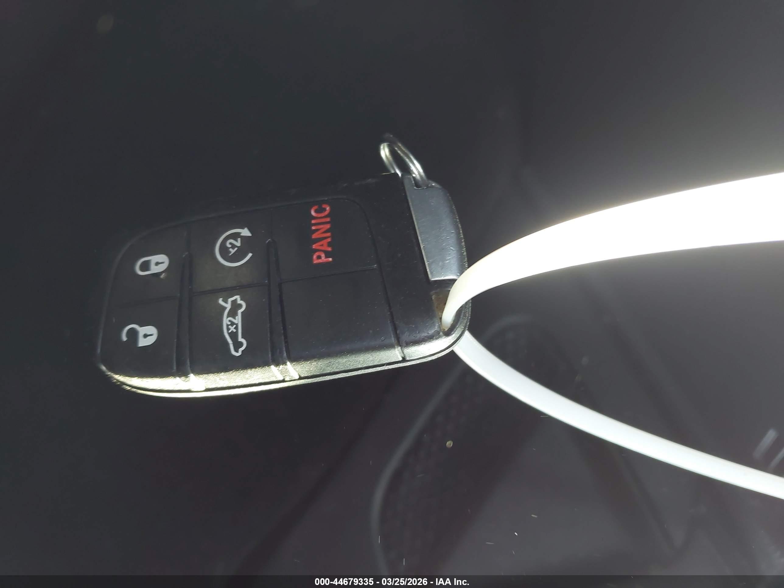 DODGE CHALLENGER image 11