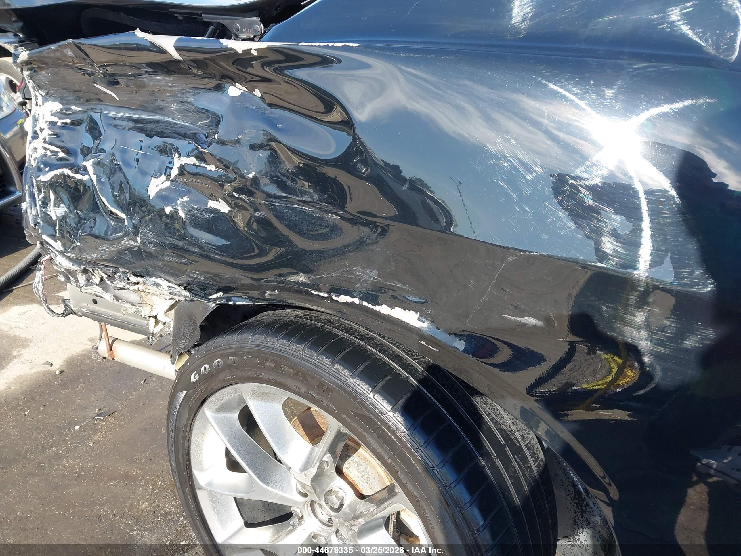 DODGE CHALLENGER image 6