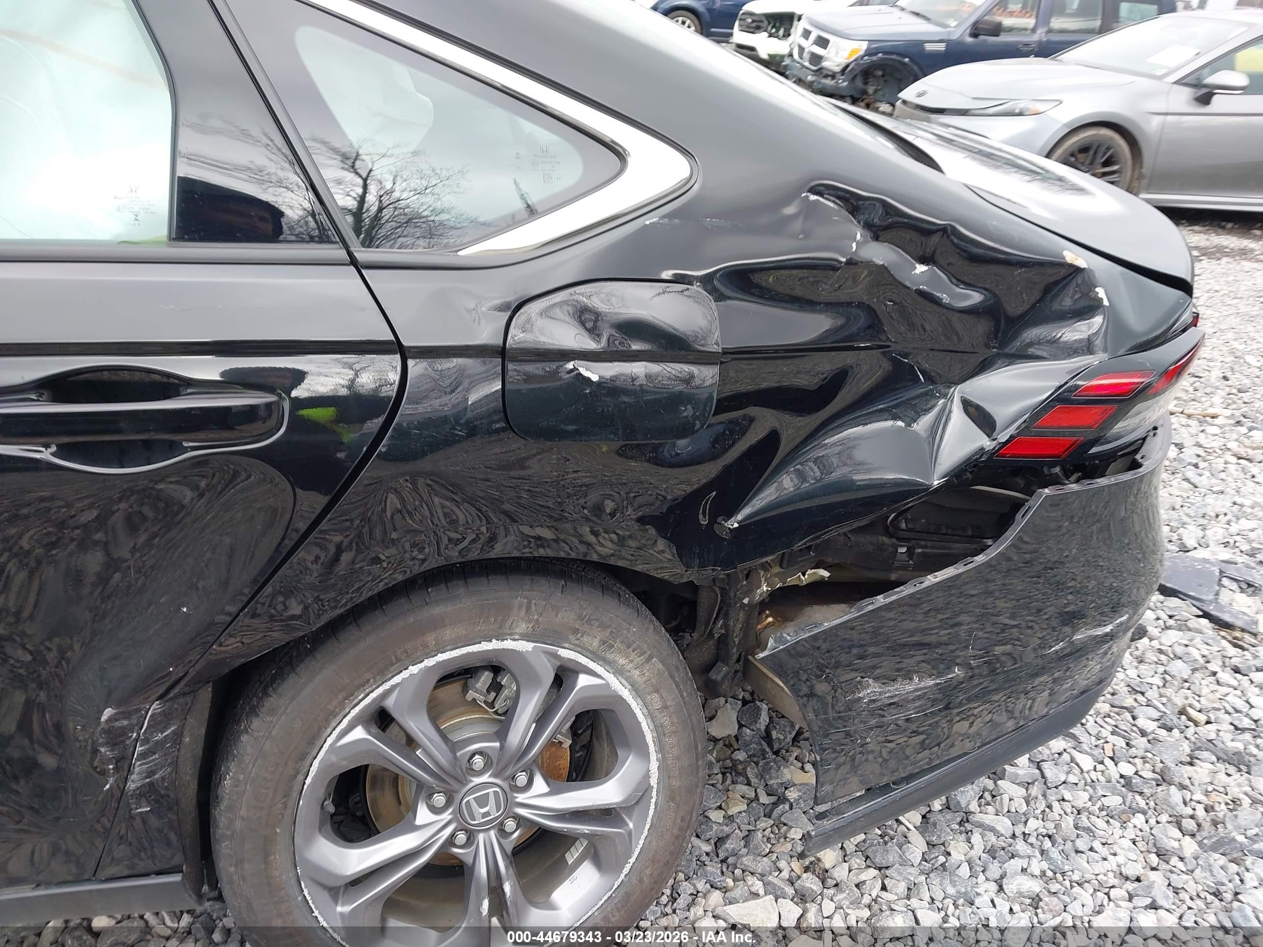 HONDA ACCORD image 6