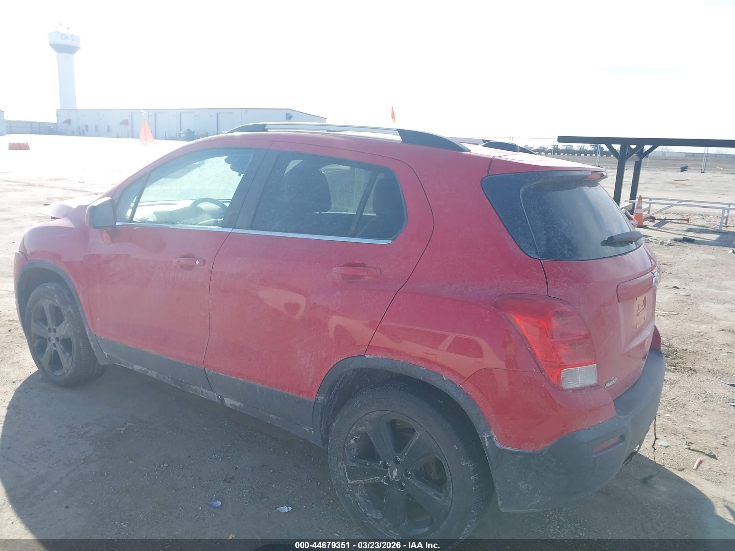 CHEVROLET TRAX image 3