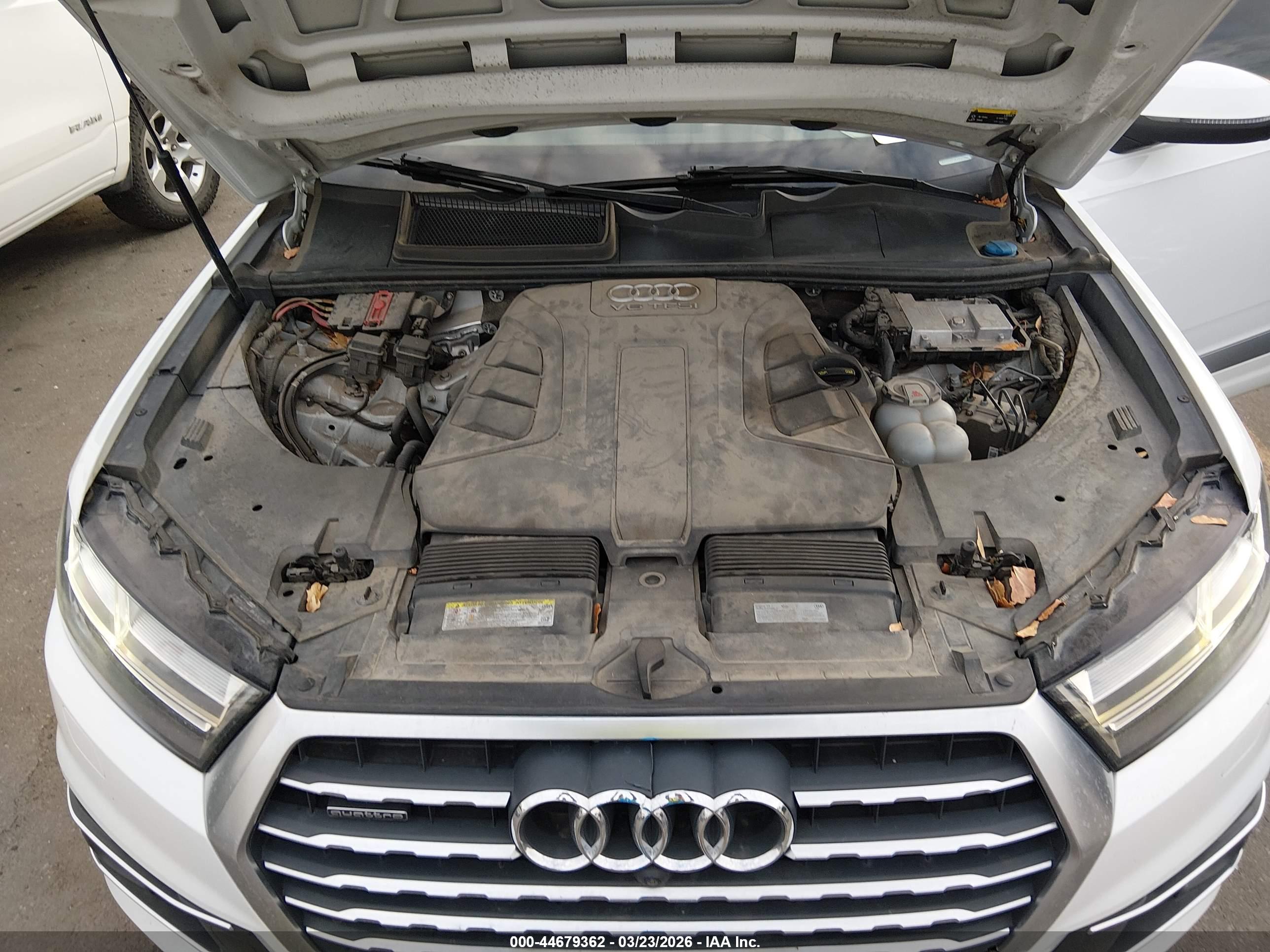 AUDI Q7 image 10