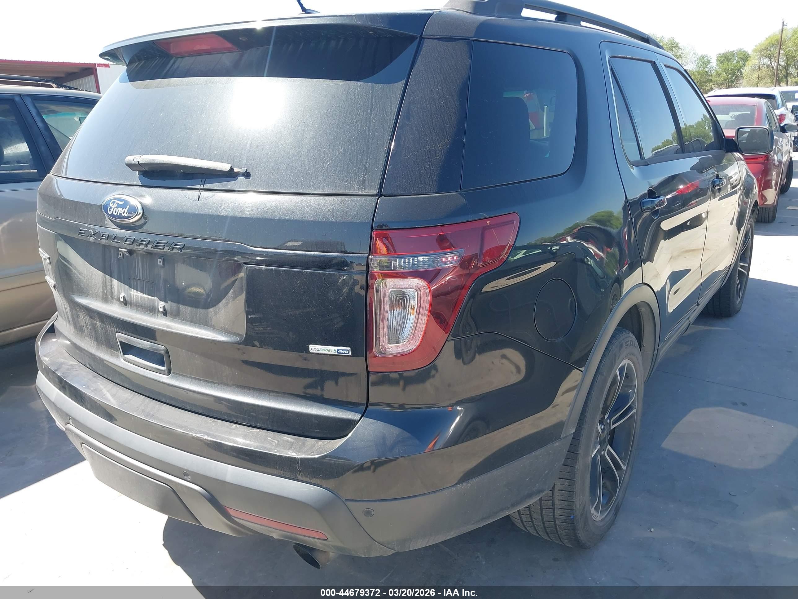 FORD EXPLORER image 4