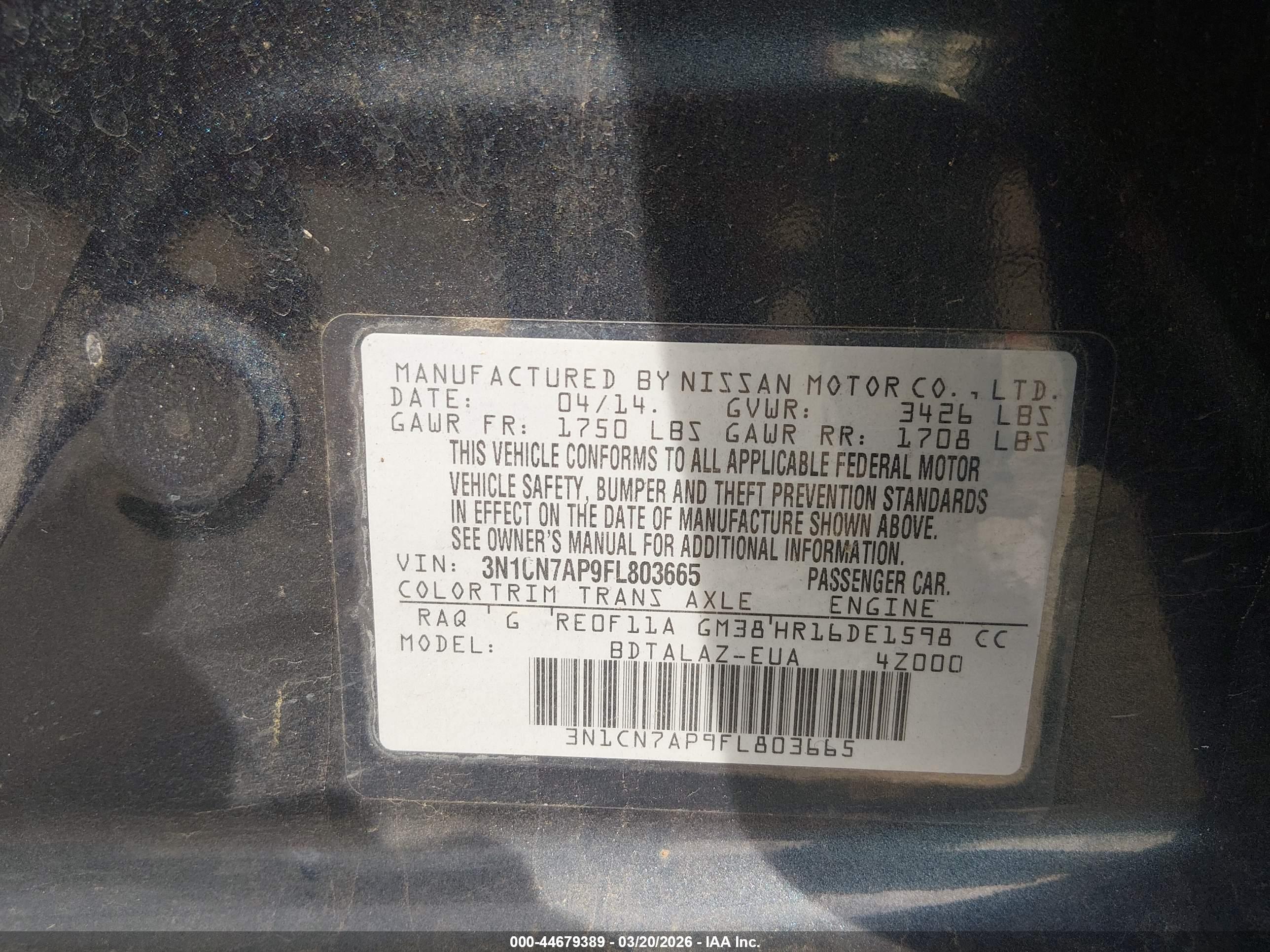 NISSAN VERSA image 9