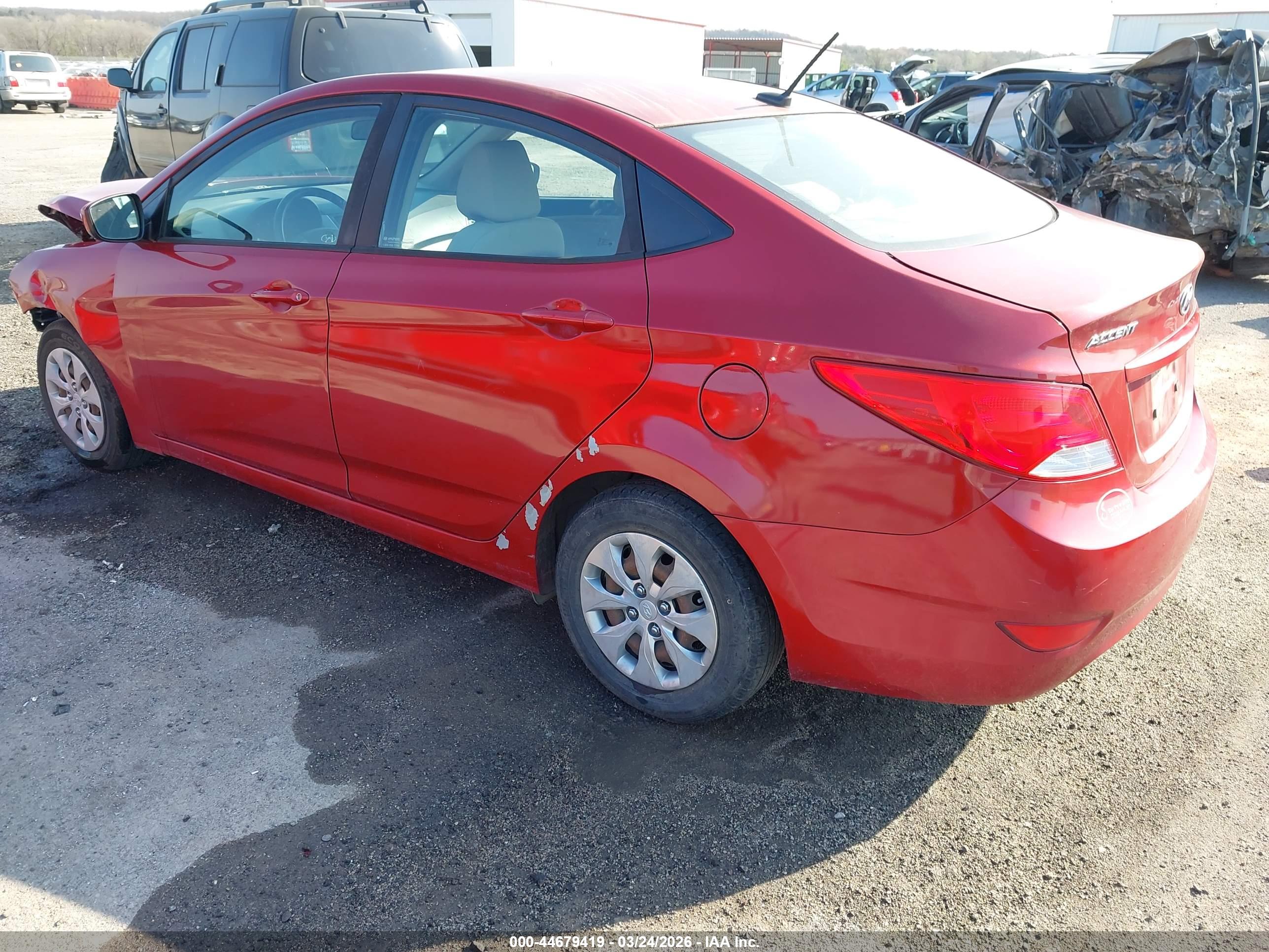 HYUNDAI ACCENT image 3