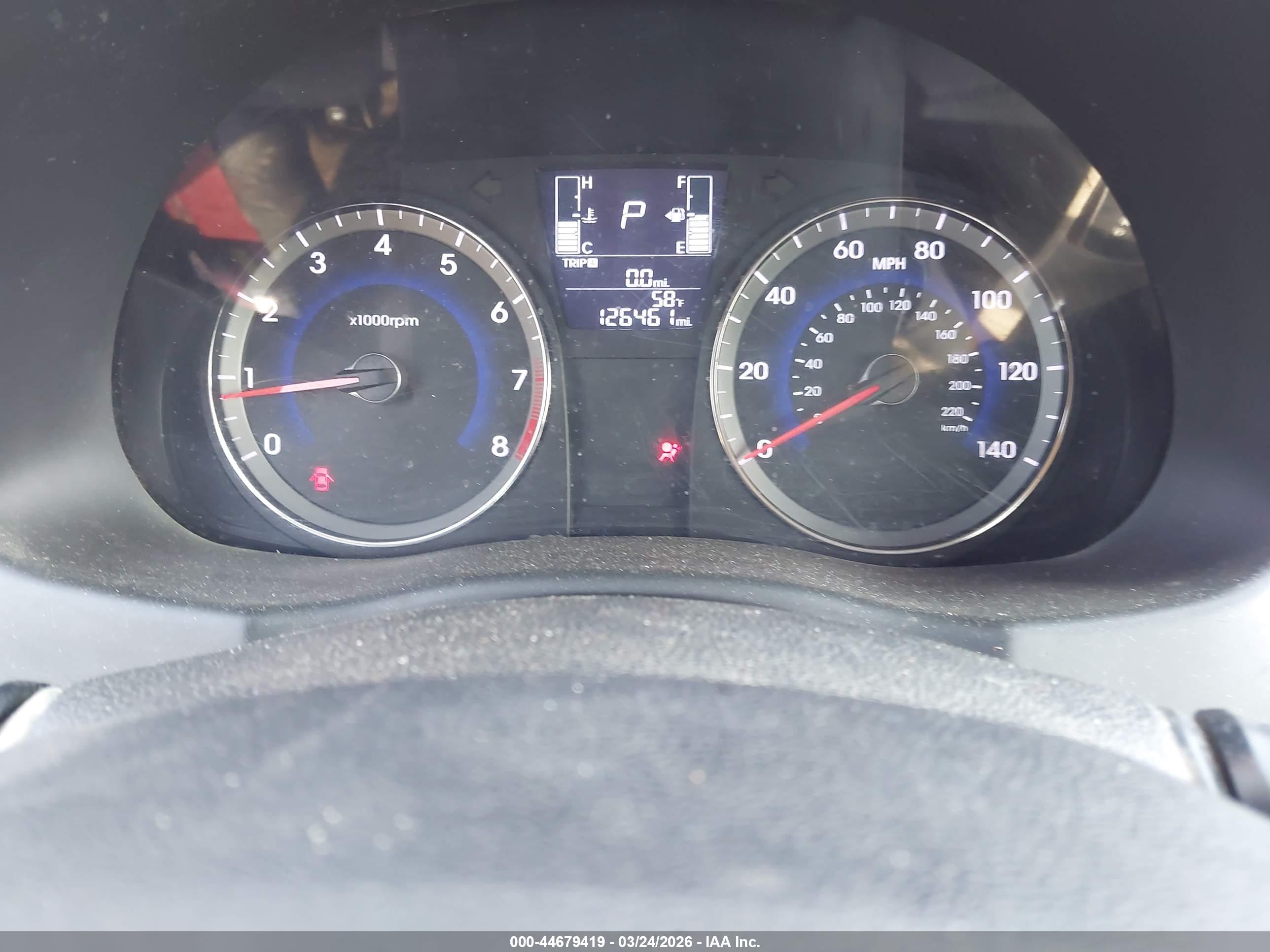 HYUNDAI ACCENT image 7