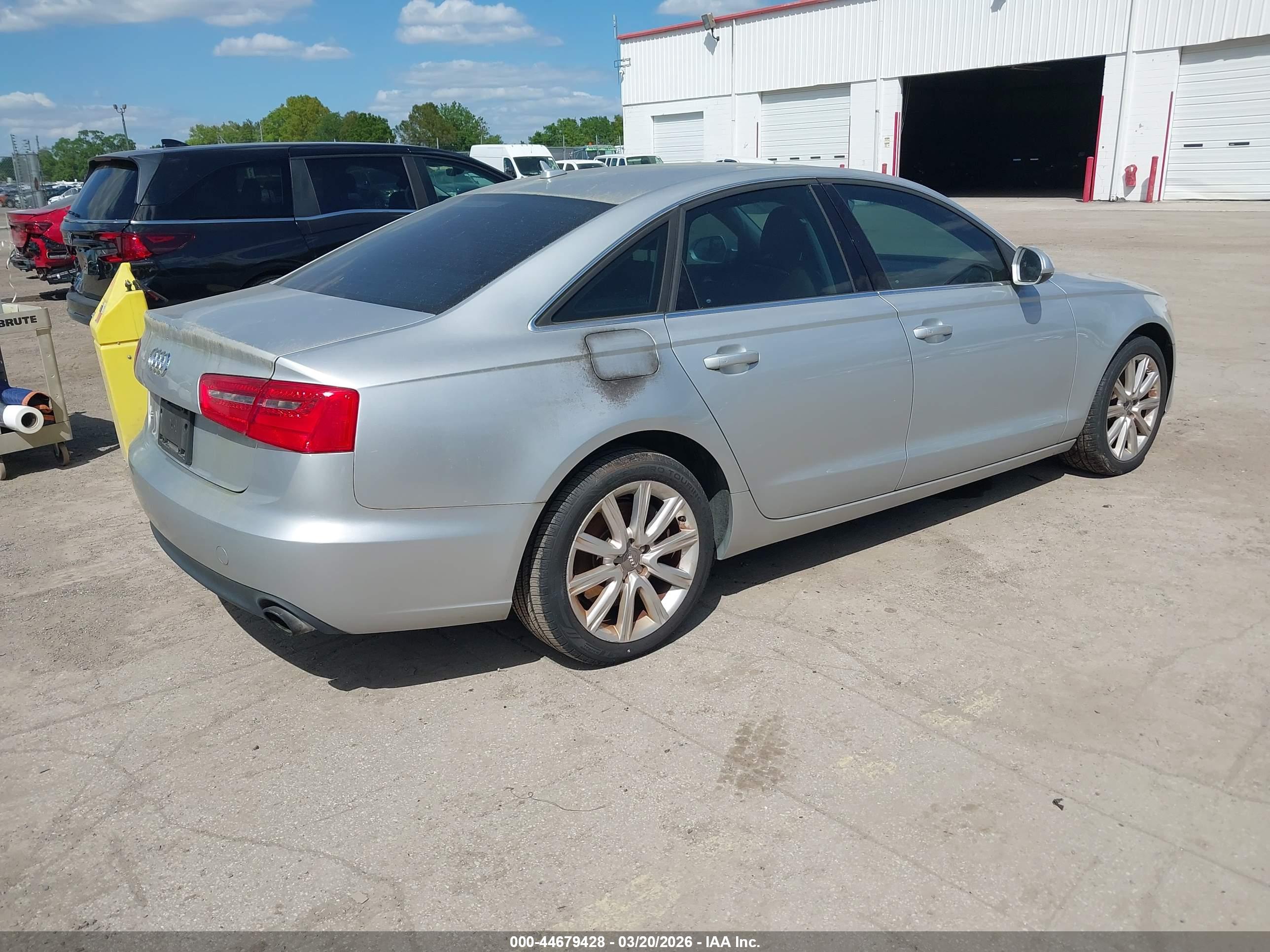 AUDI A6 image 4