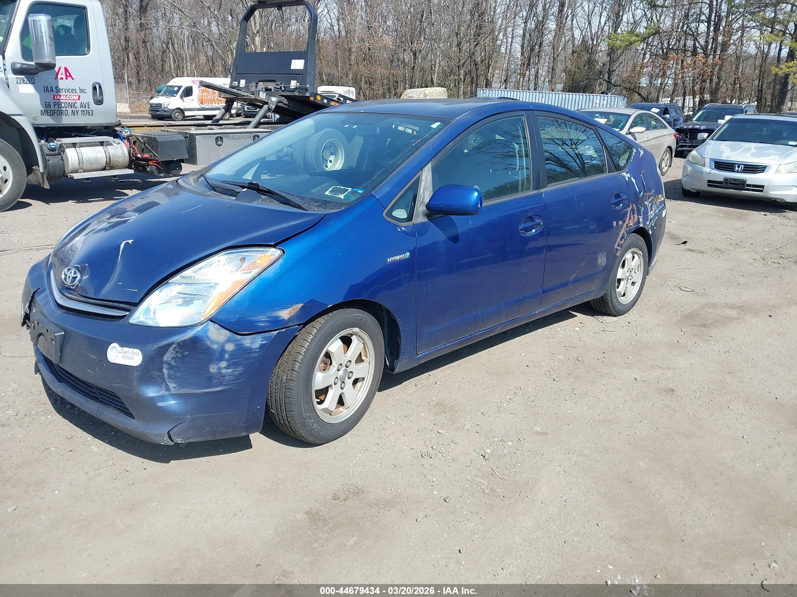 TOYOTA PRIUS image 2