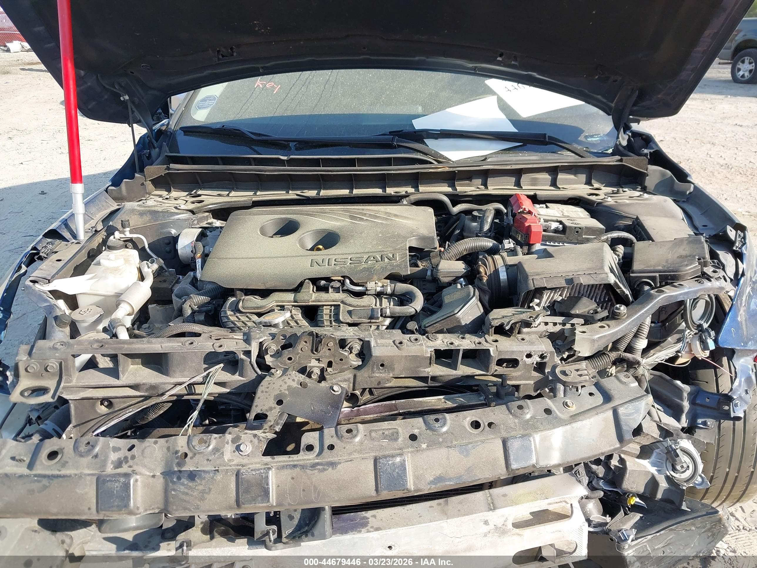 NISSAN ALTIMA image 10
