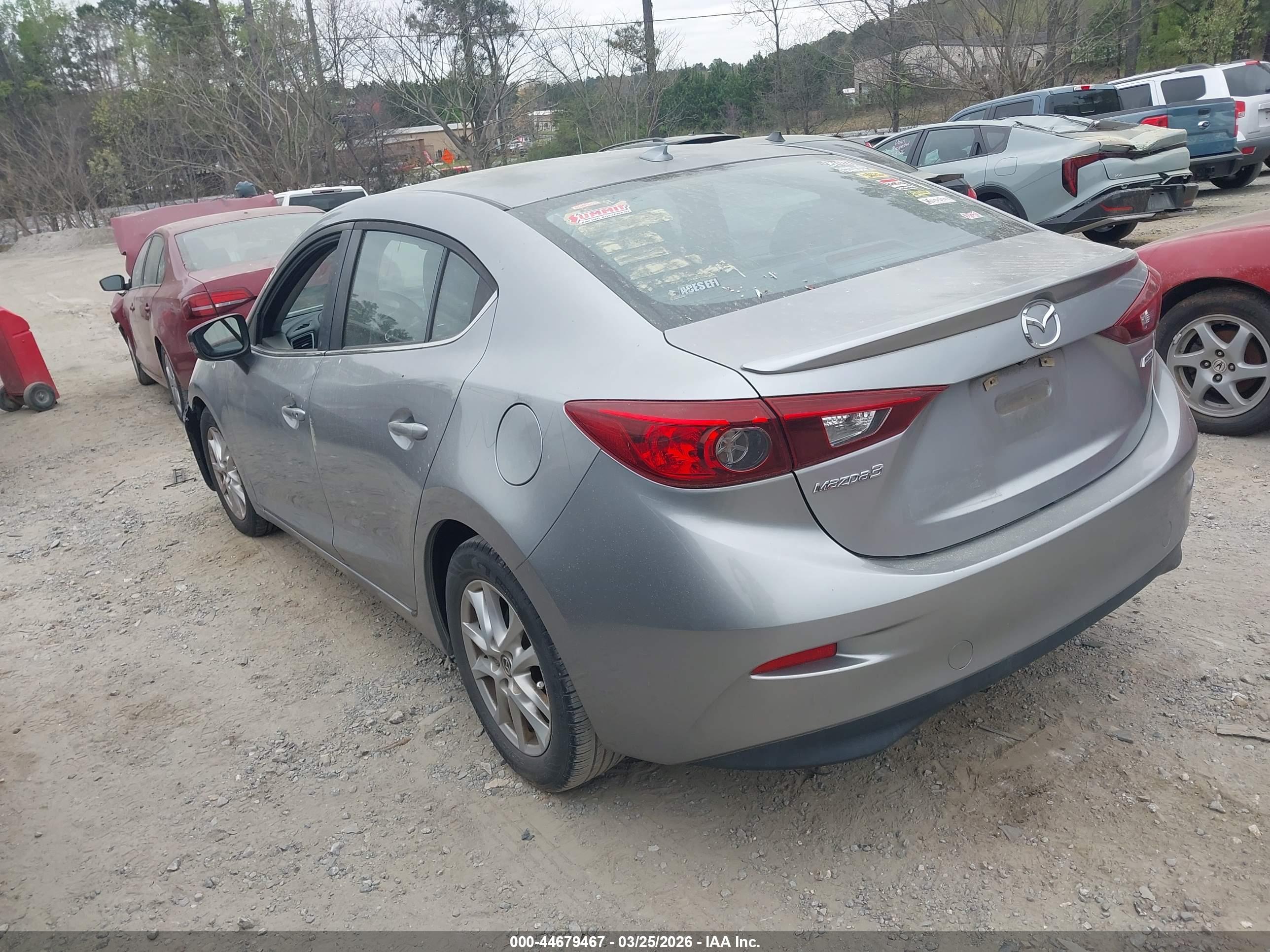 MAZDA MAZDA3 image 3