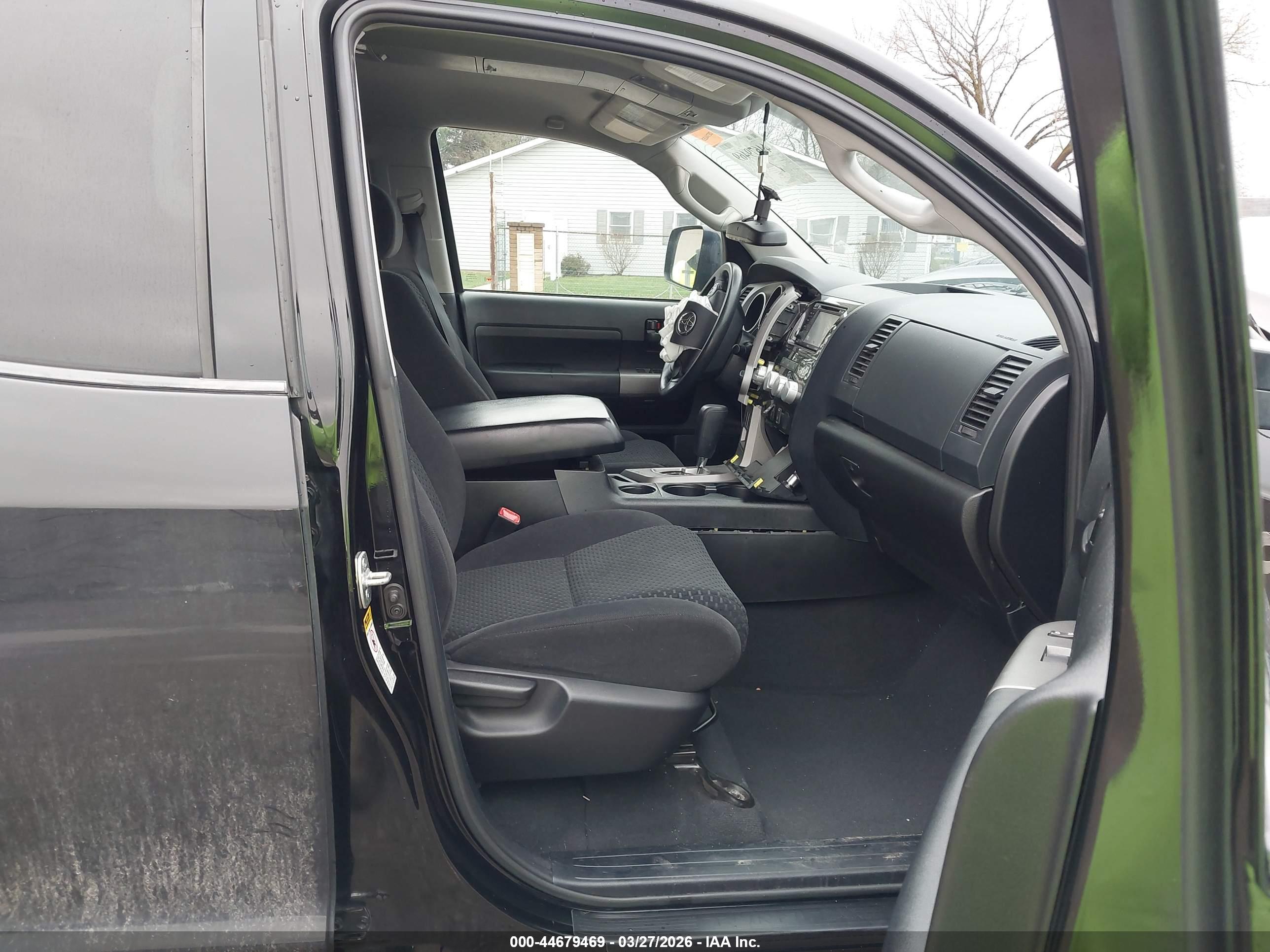 TOYOTA TUNDRA image 5