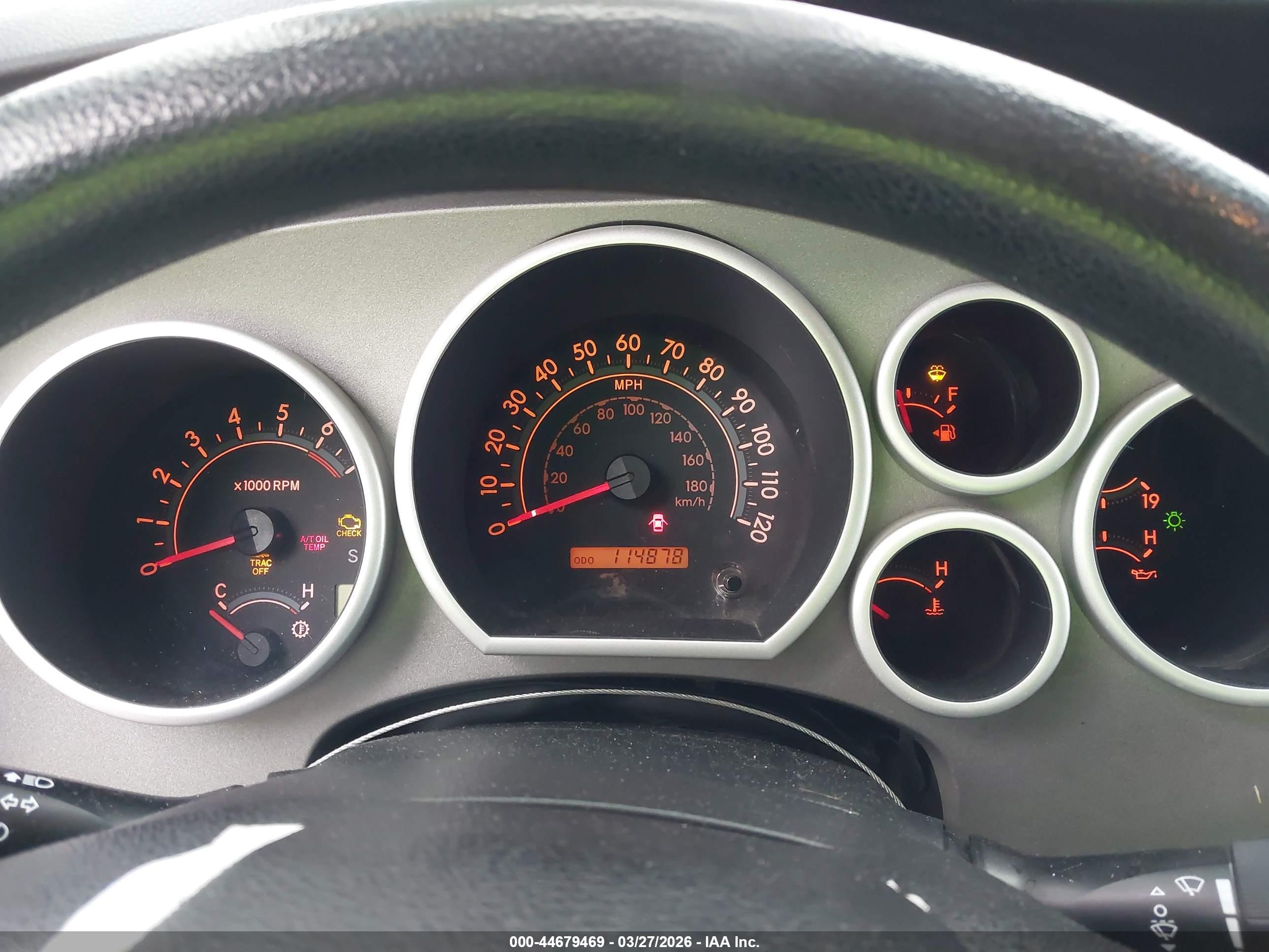 TOYOTA TUNDRA image 7