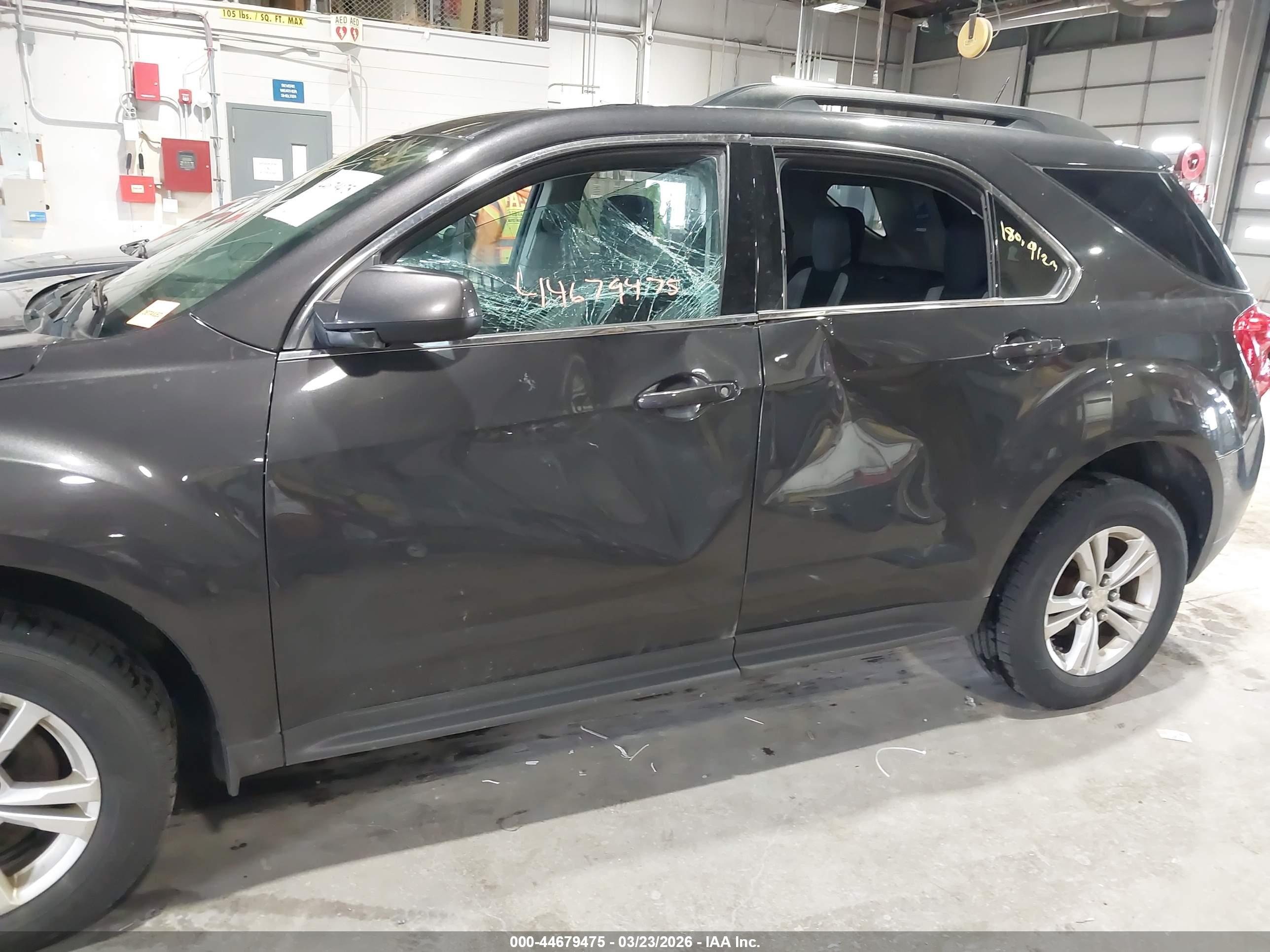 CHEVROLET EQUINOX image 6