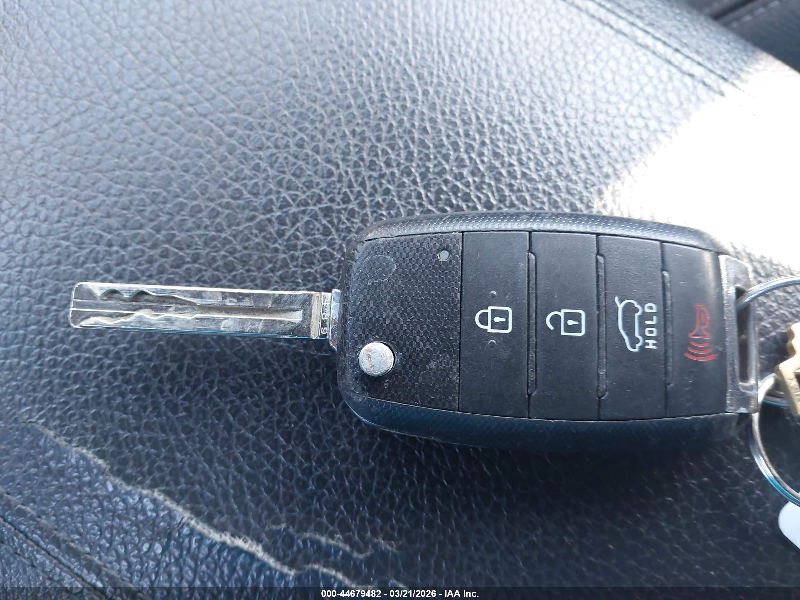 KIA SORENTO image 11
