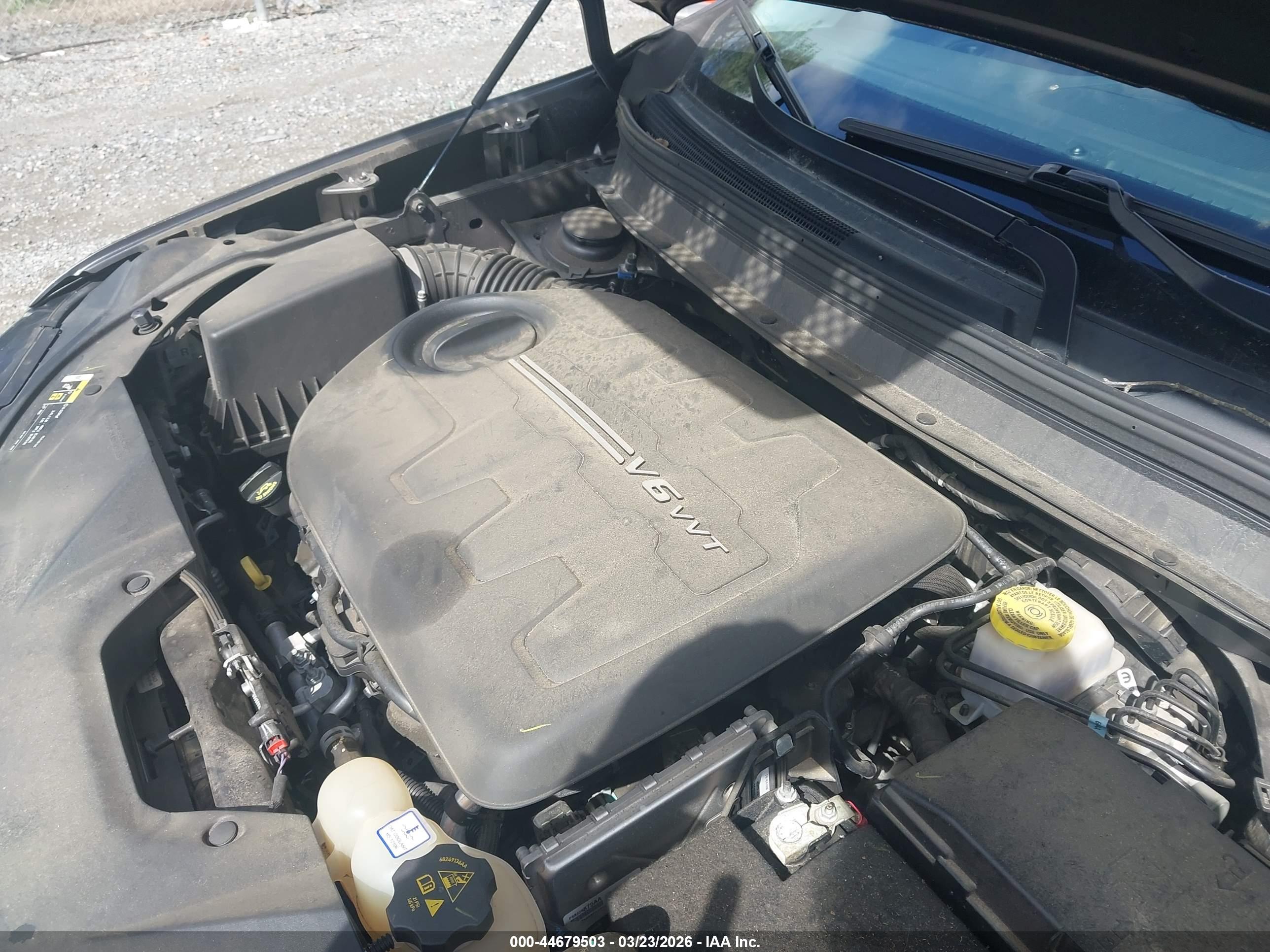 JEEP CHEROKEE image 10