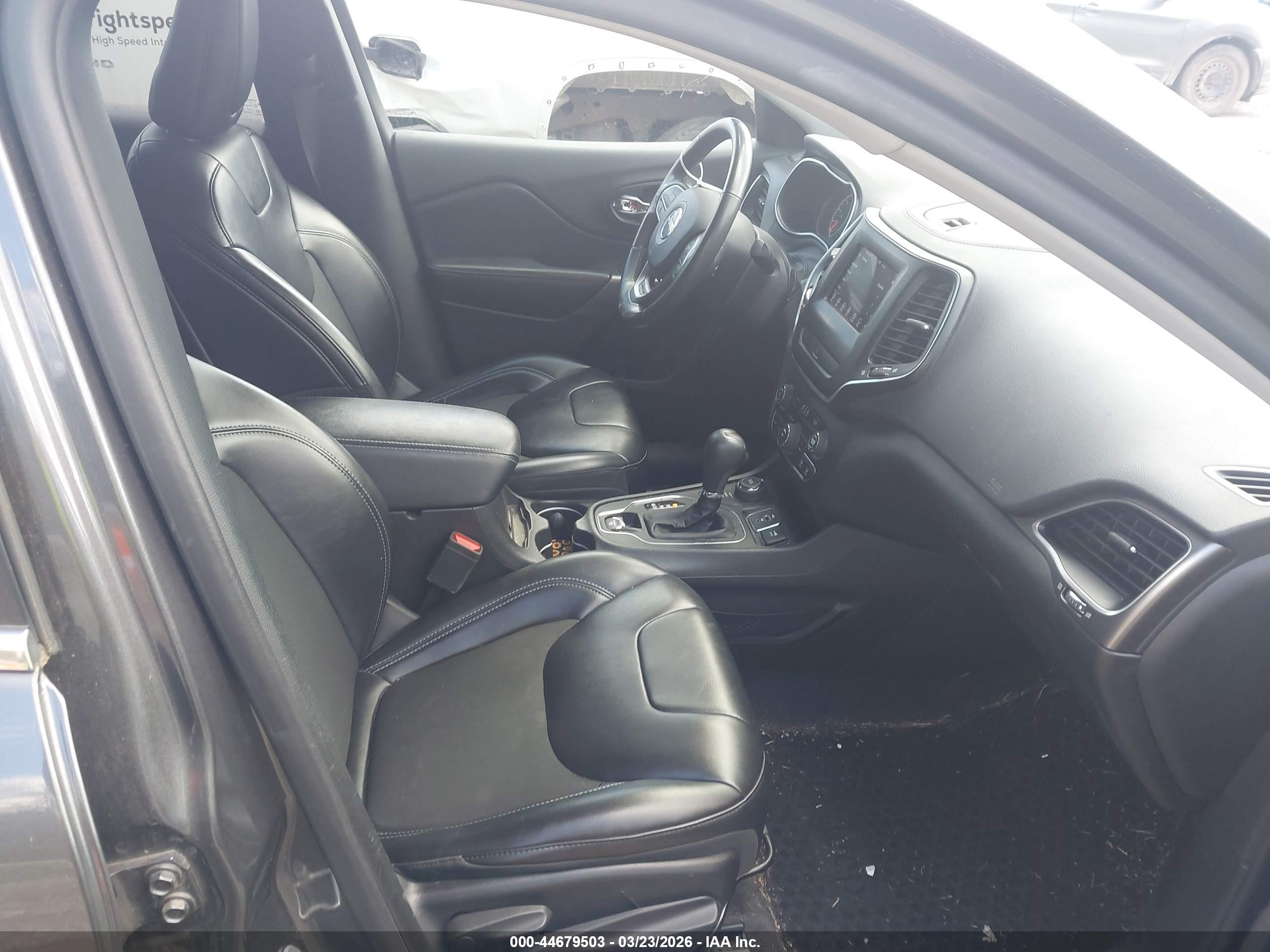 JEEP CHEROKEE image 5