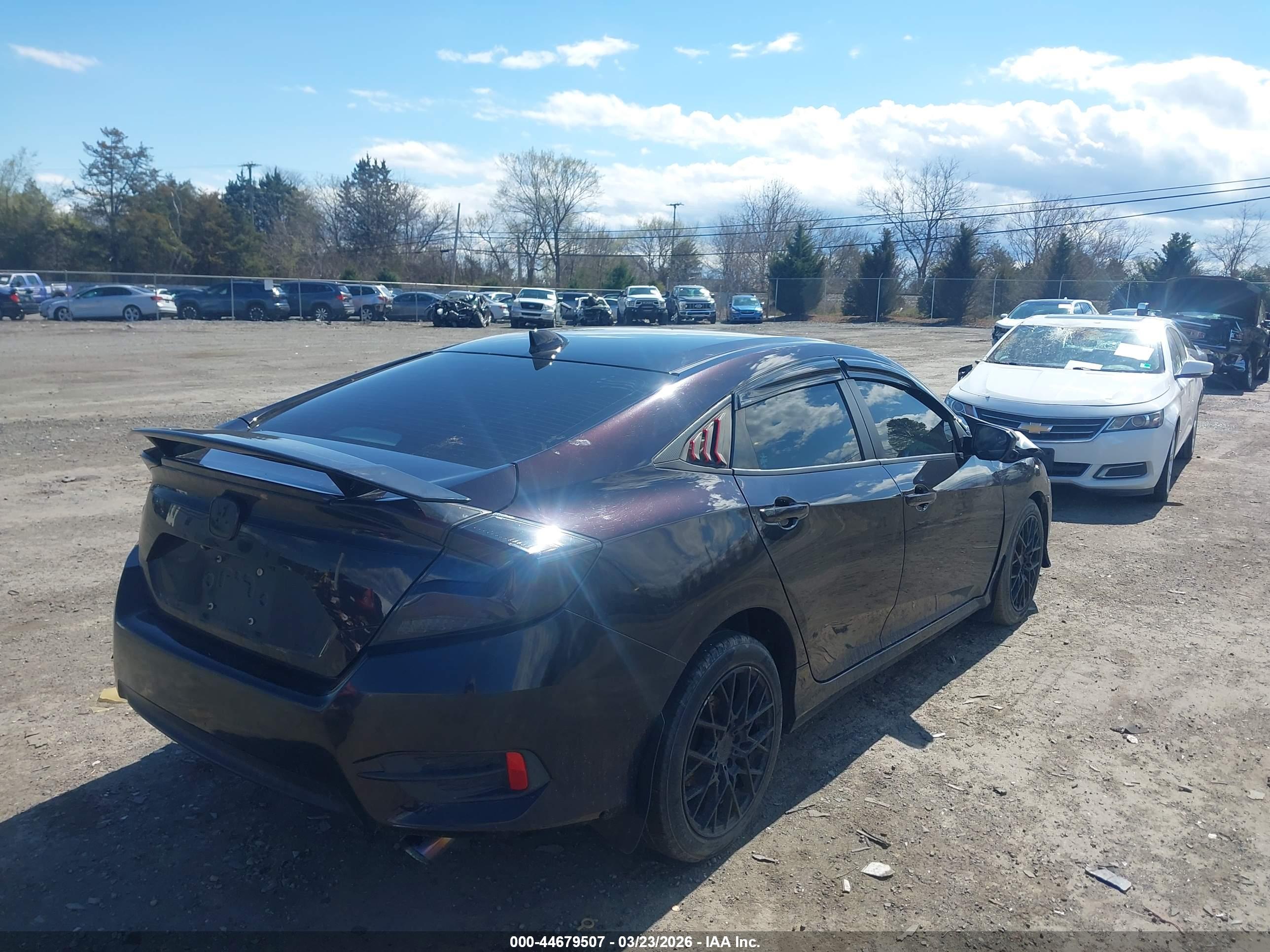 HONDA CIVIC image 4