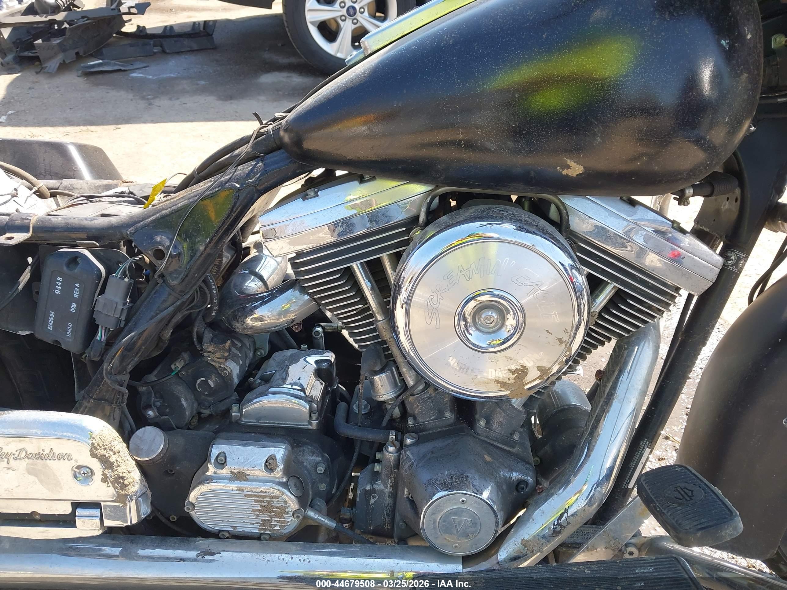 HARLEY-DAVIDSON FLHTC image 8