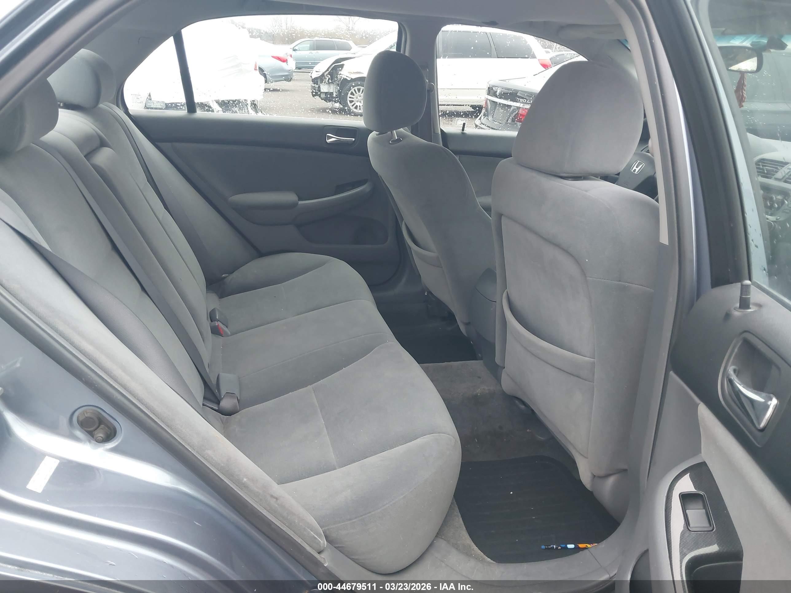 HONDA ACCORD image 8