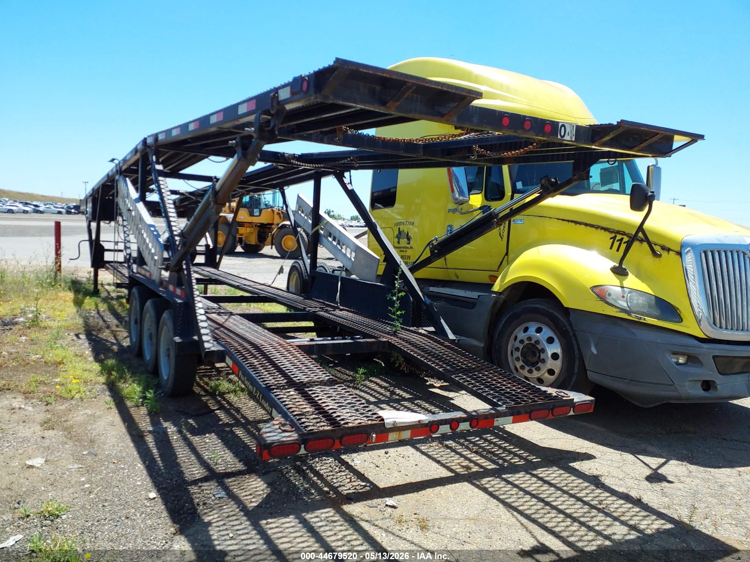 KAUFMAN TRAILERS image 3