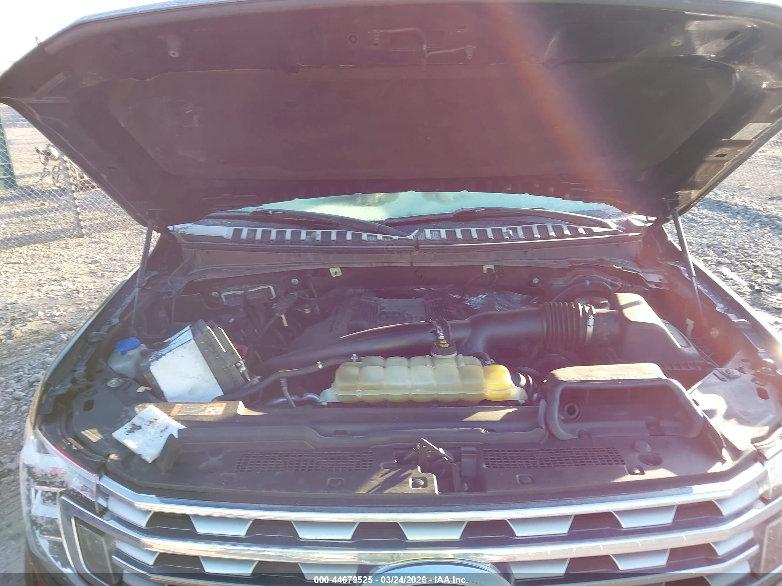 FORD EXPEDITION image 10
