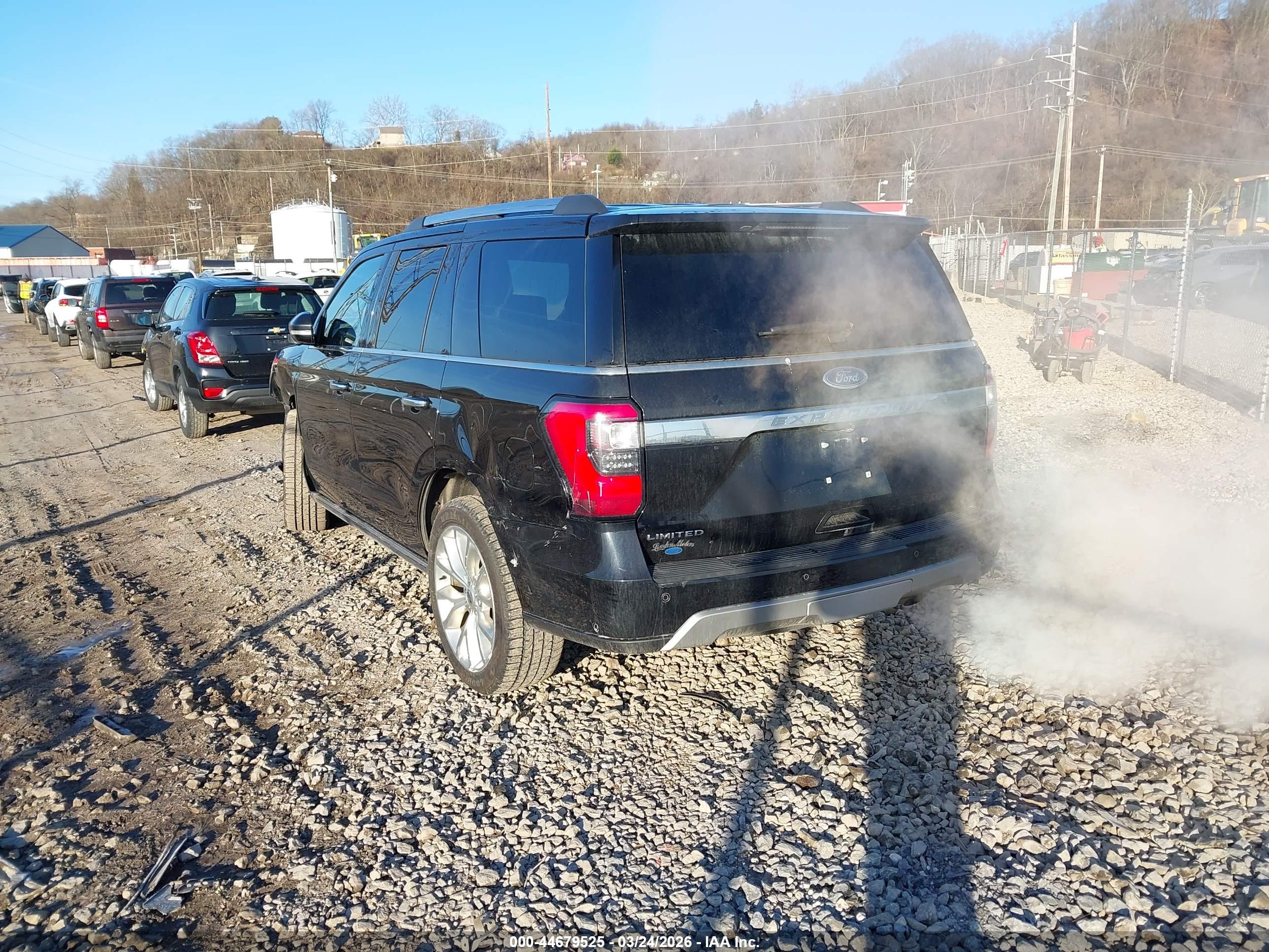FORD EXPEDITION image 3