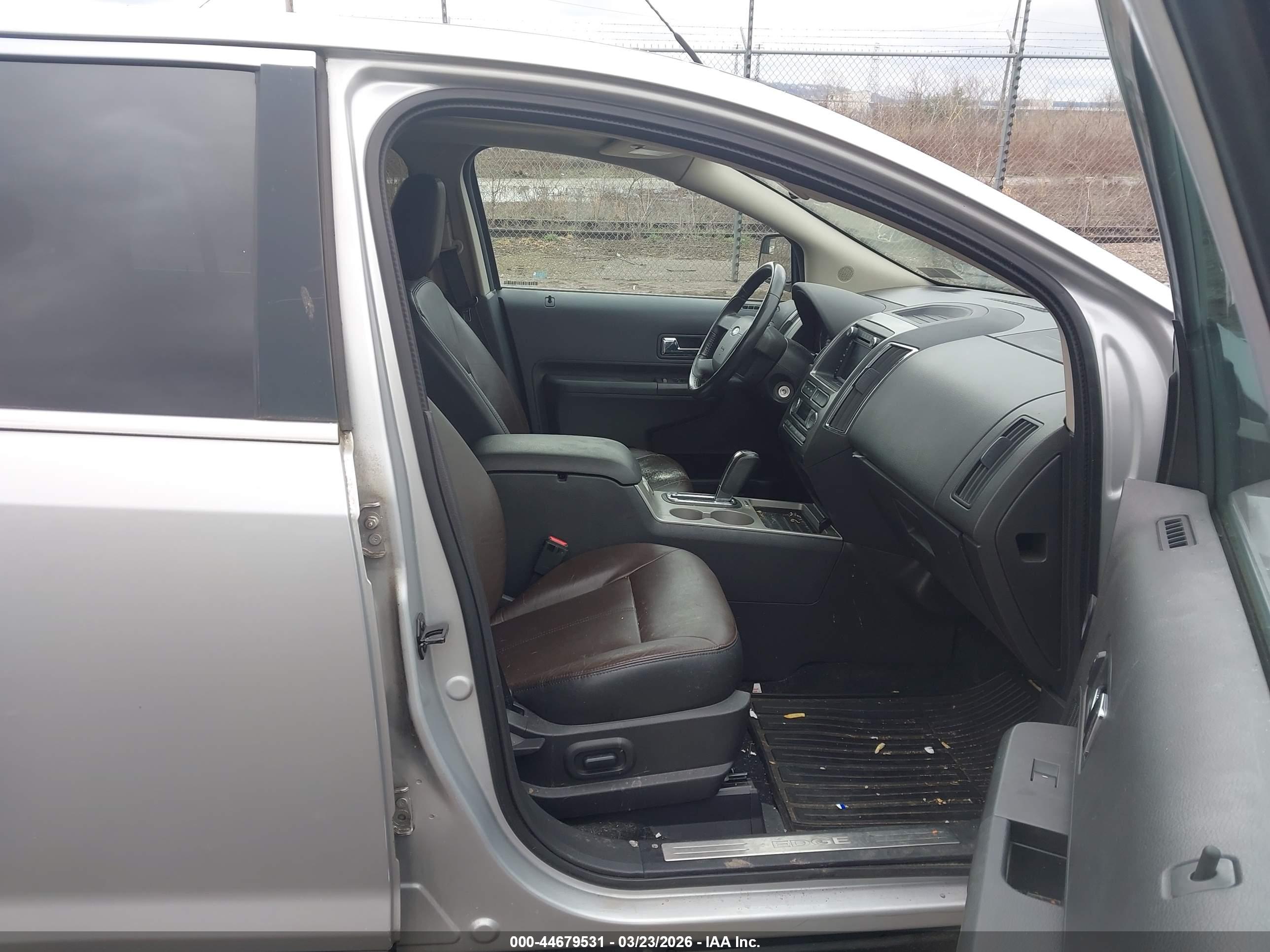 FORD EDGE image 5