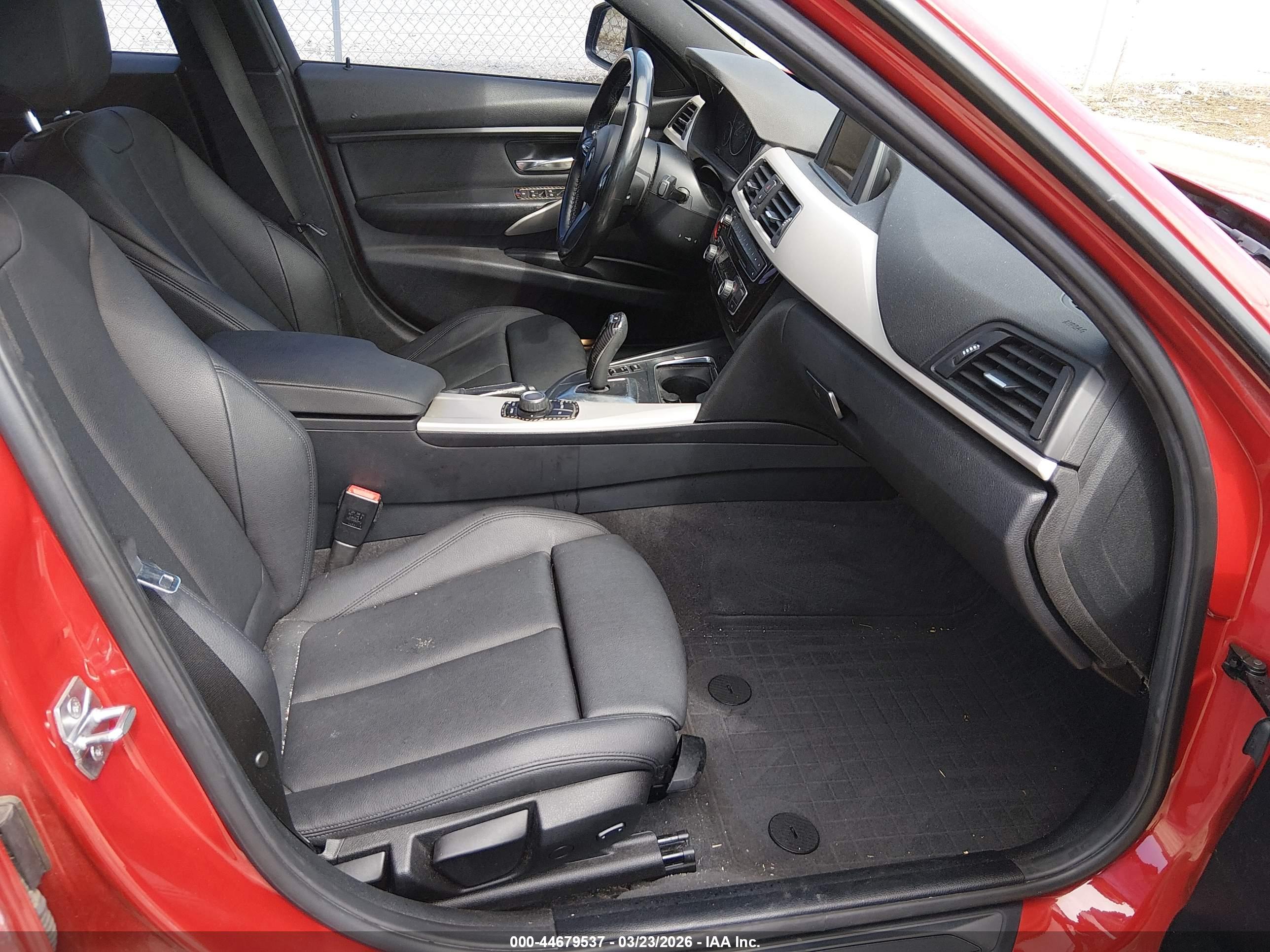 BMW 320I image 5