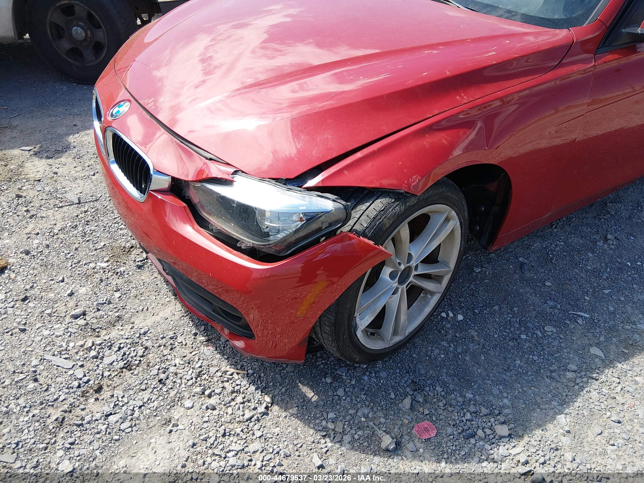BMW 320I image 6
