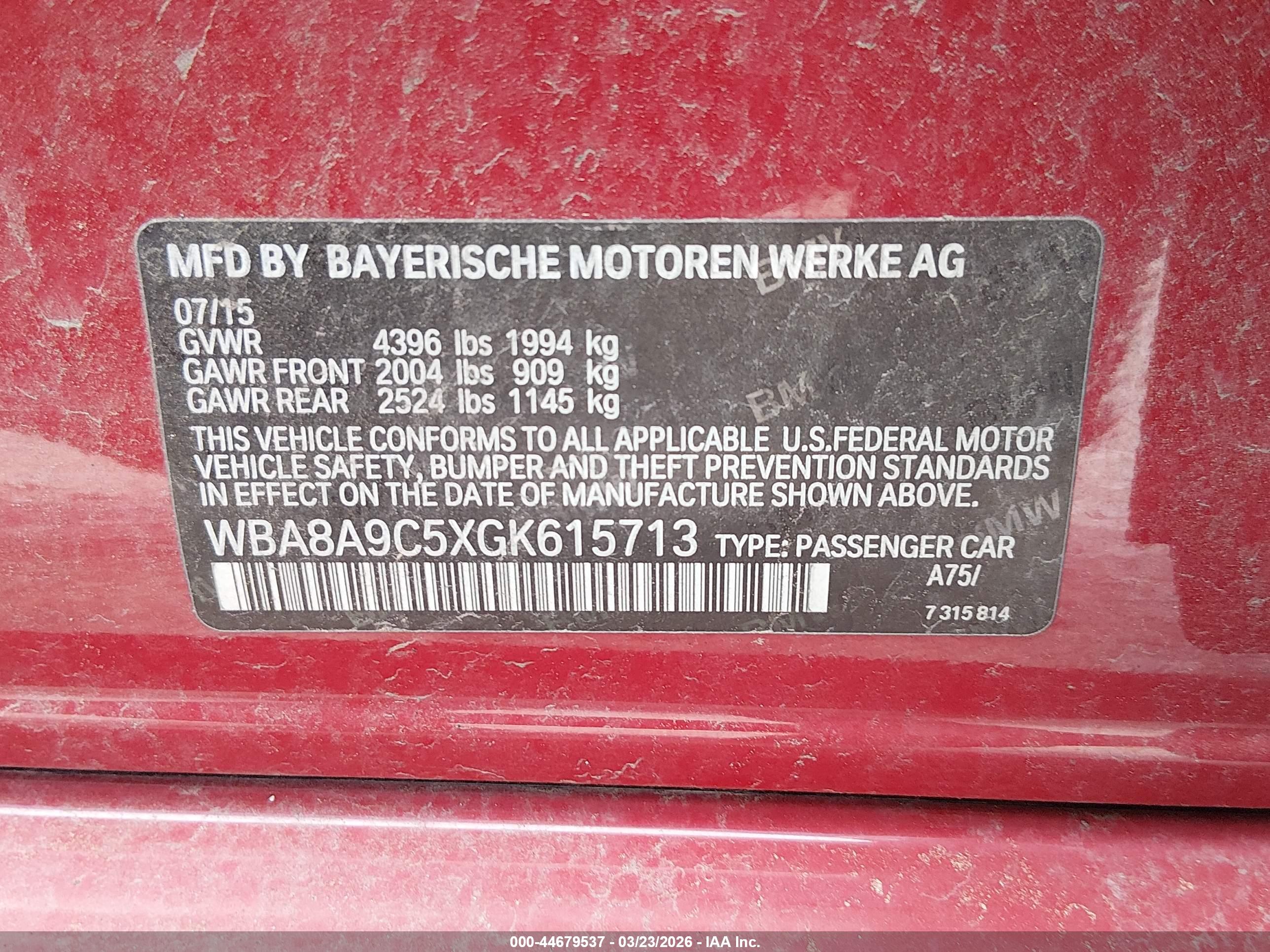BMW 320I image 9