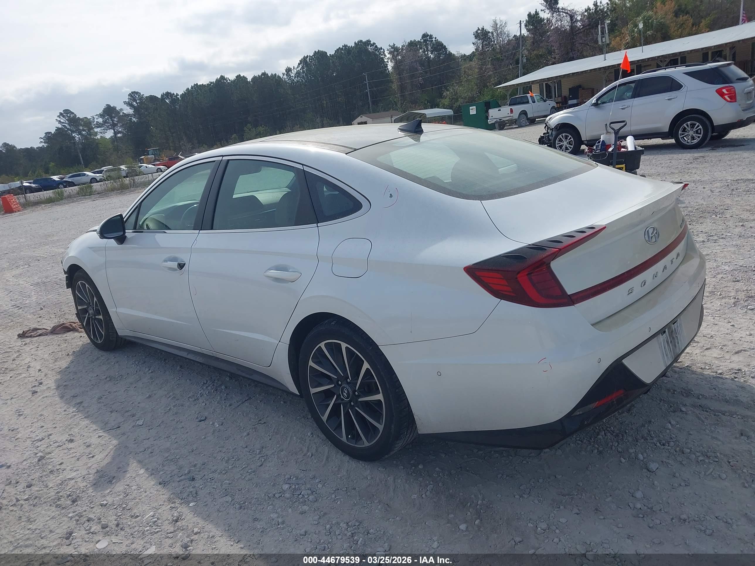 HYUNDAI SONATA image 3