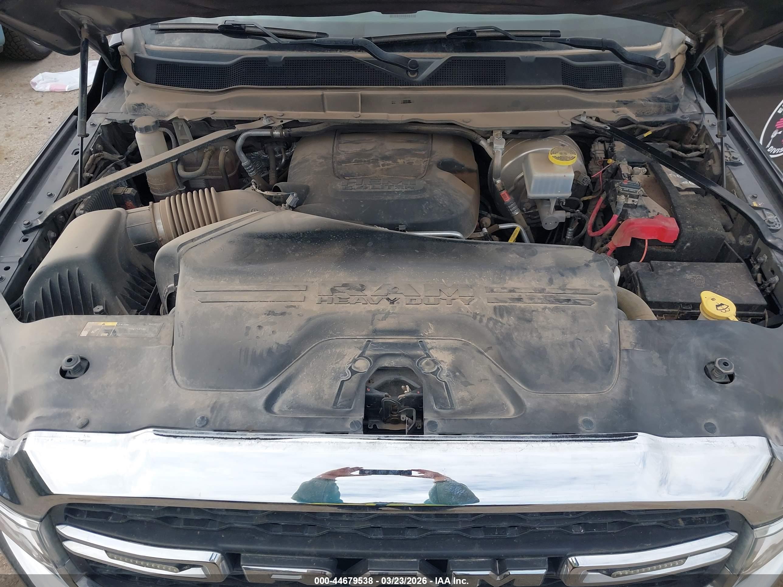 RAM 2500 image 10