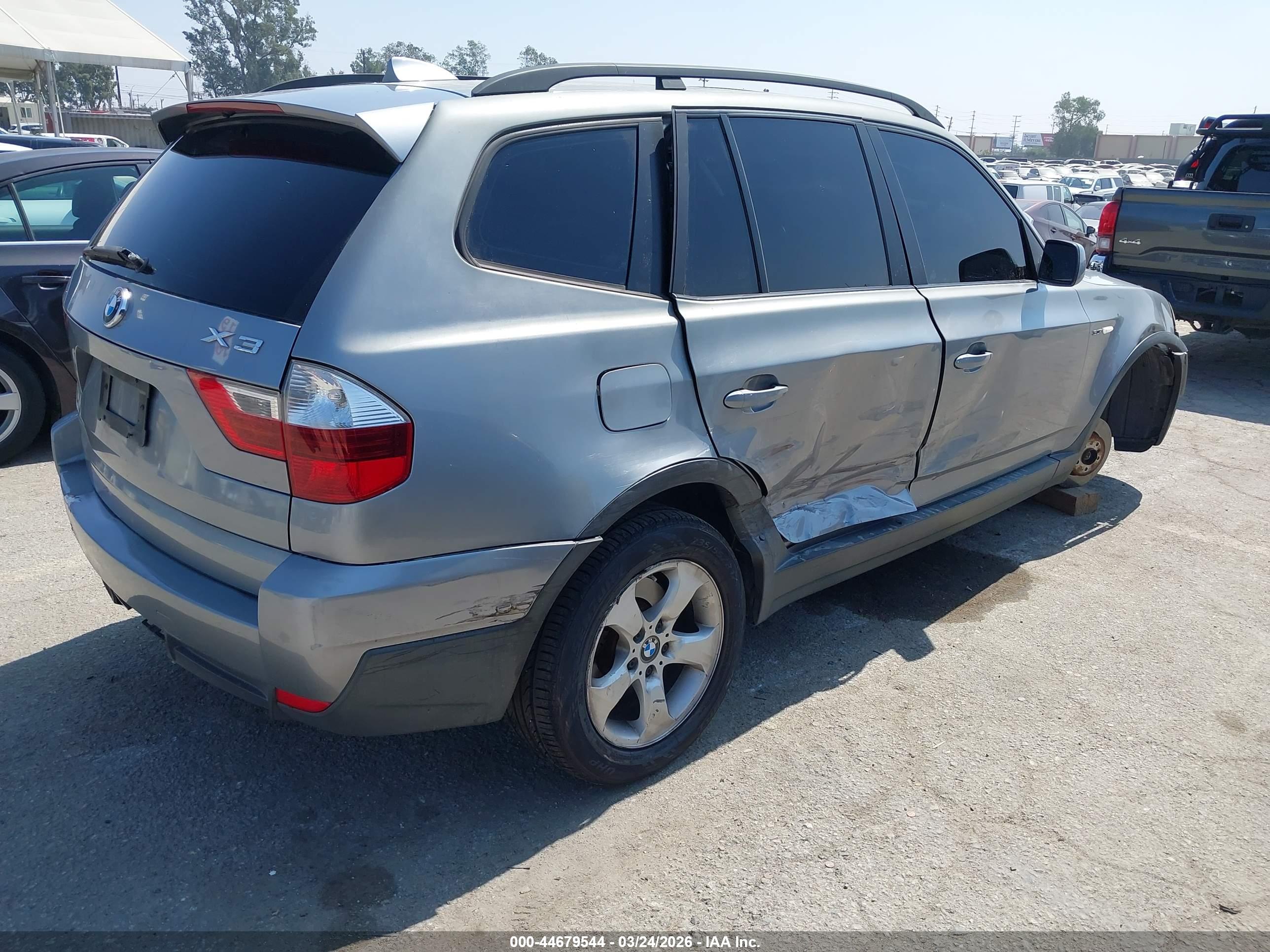 BMW X3 image 4