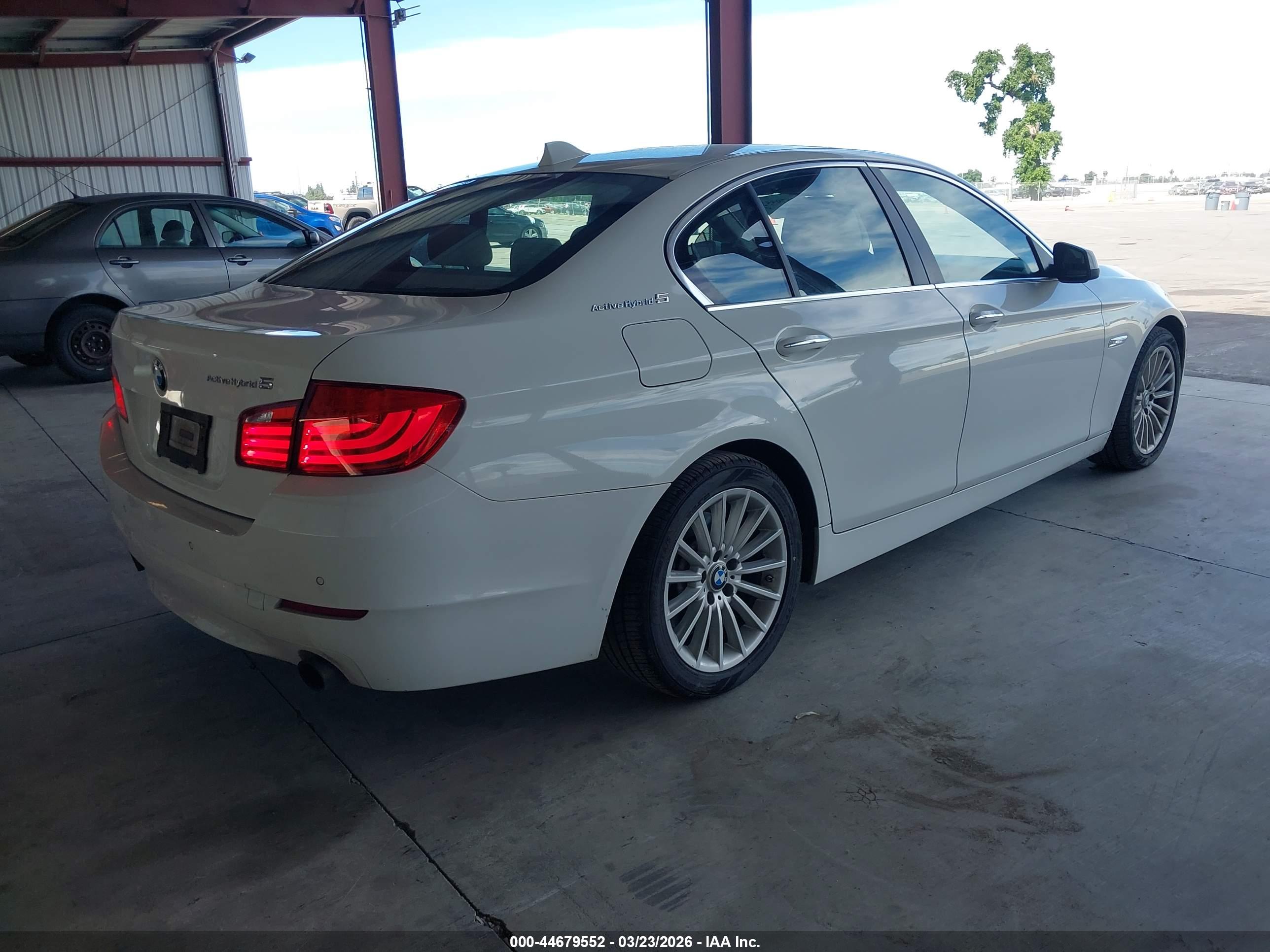 BMW ACTIVEHYBRID image 4