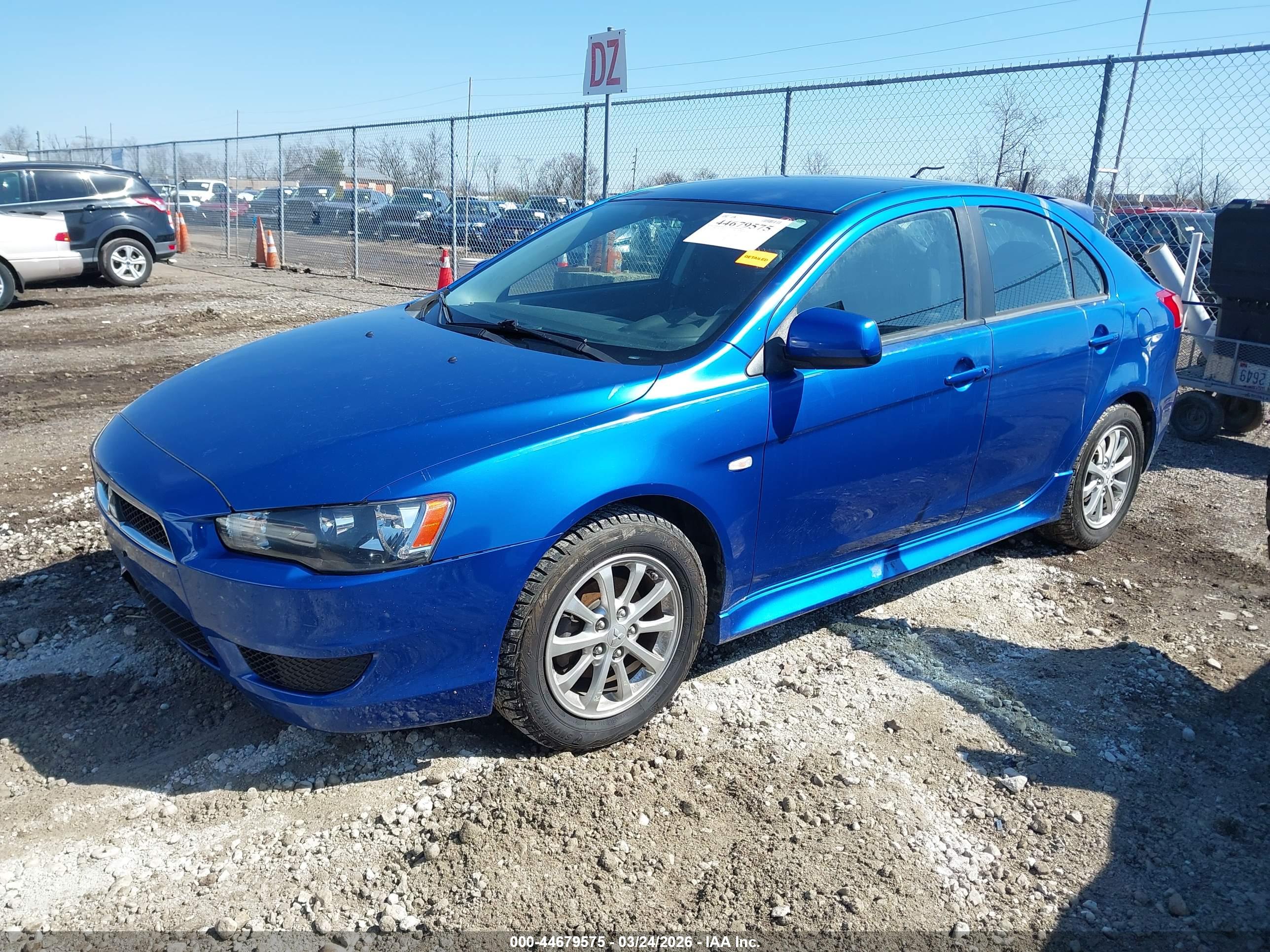 MITSUBISHI LANCER image 2