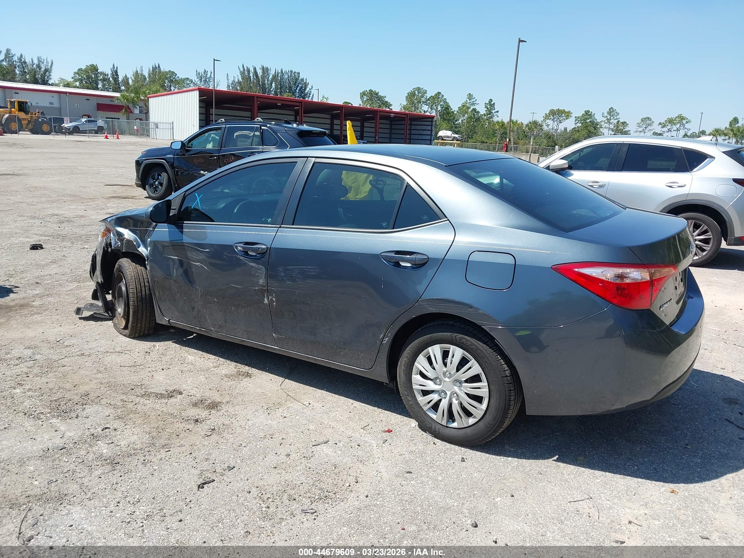 TOYOTA COROLLA image 3